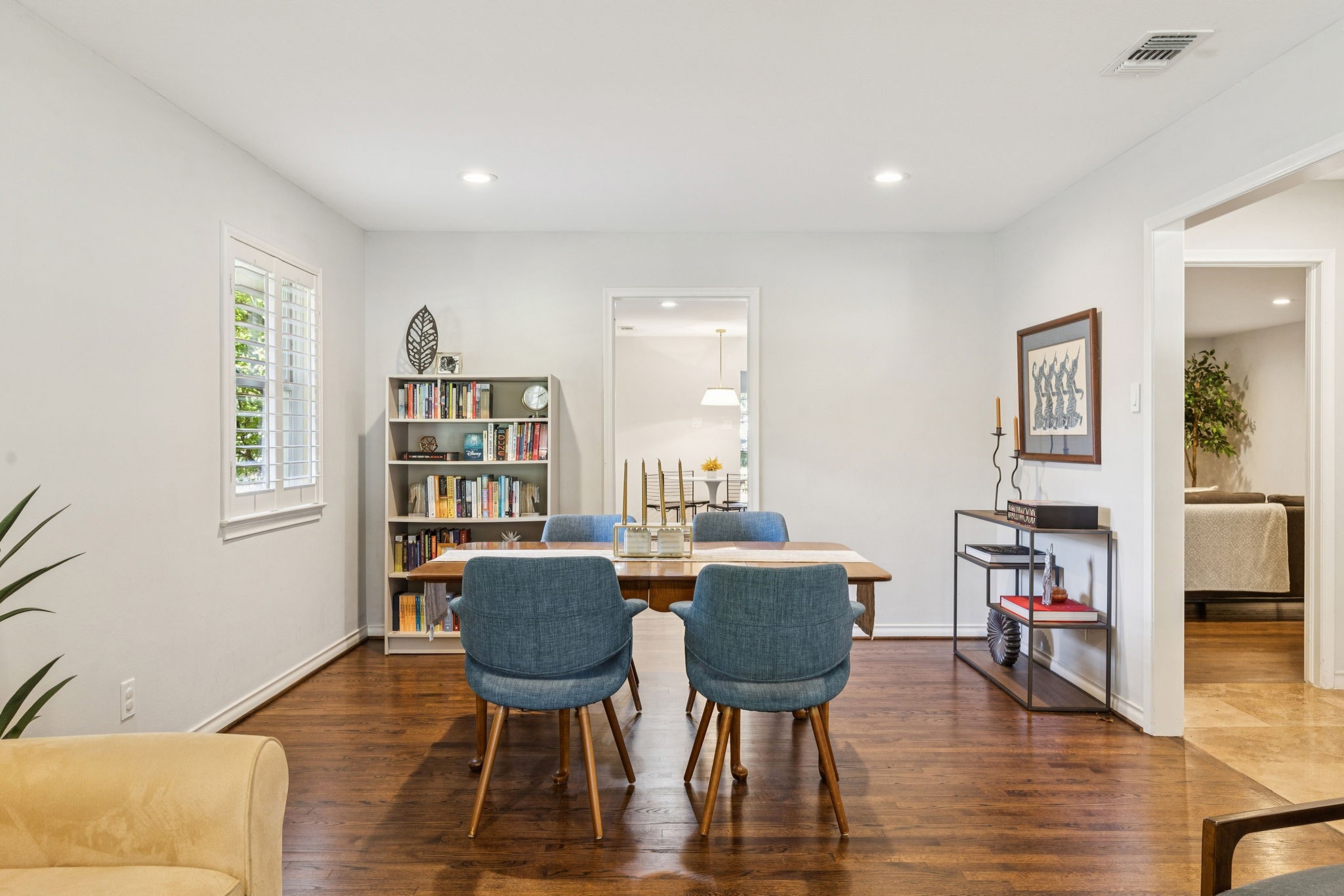 10021 Lanshire Drive