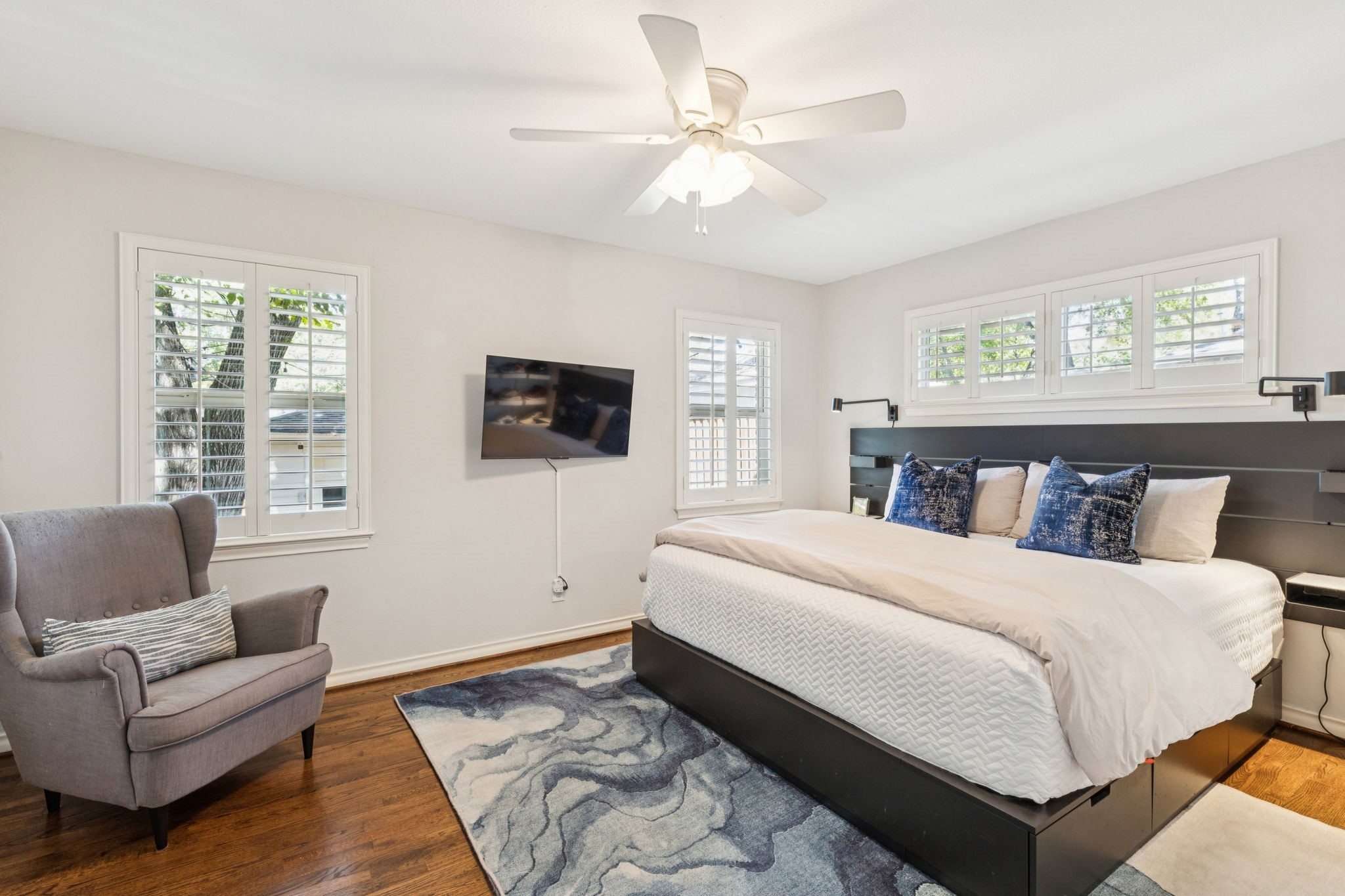 10021 Lanshire Drive