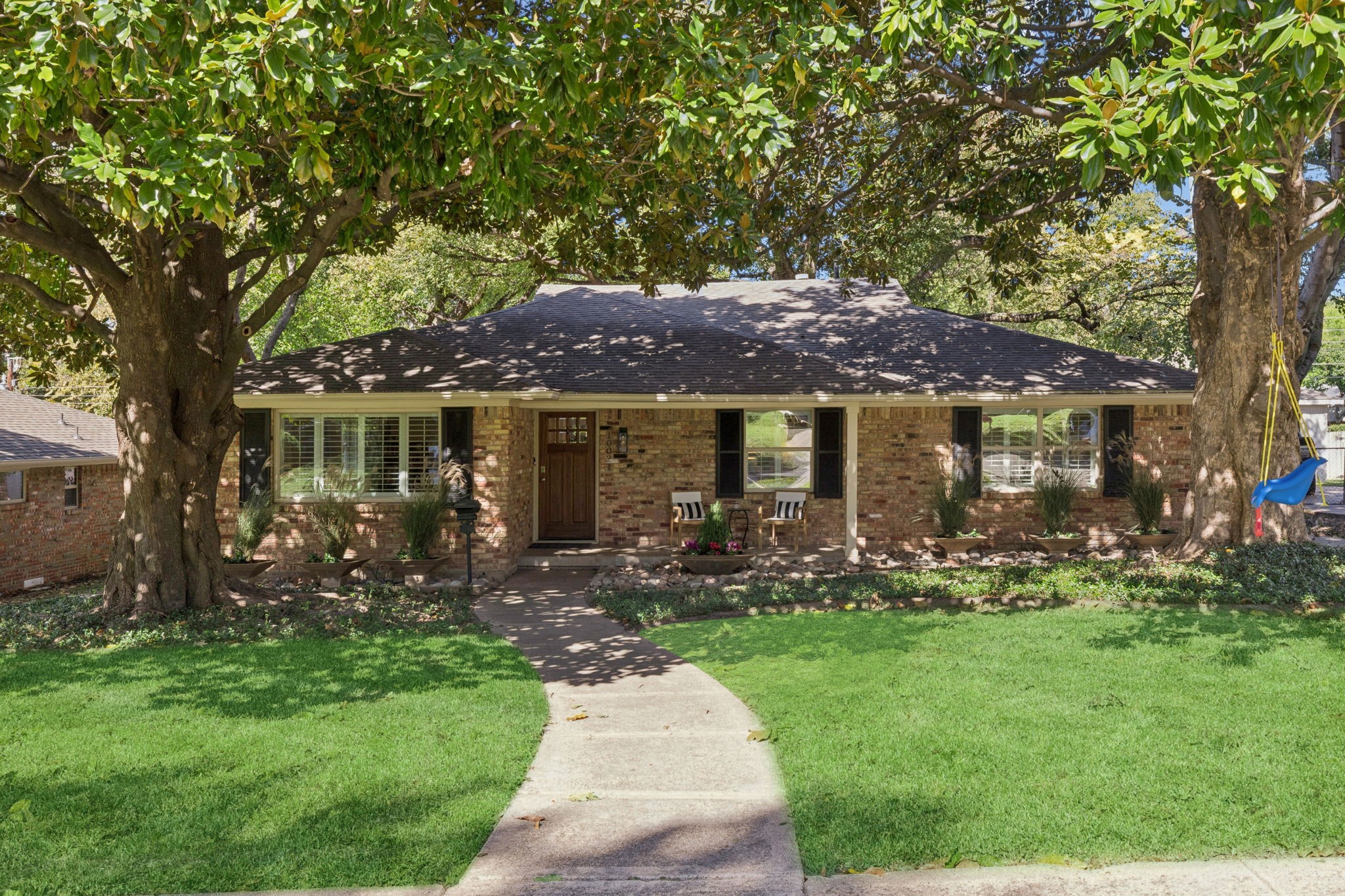 10021 Lanshire Drive