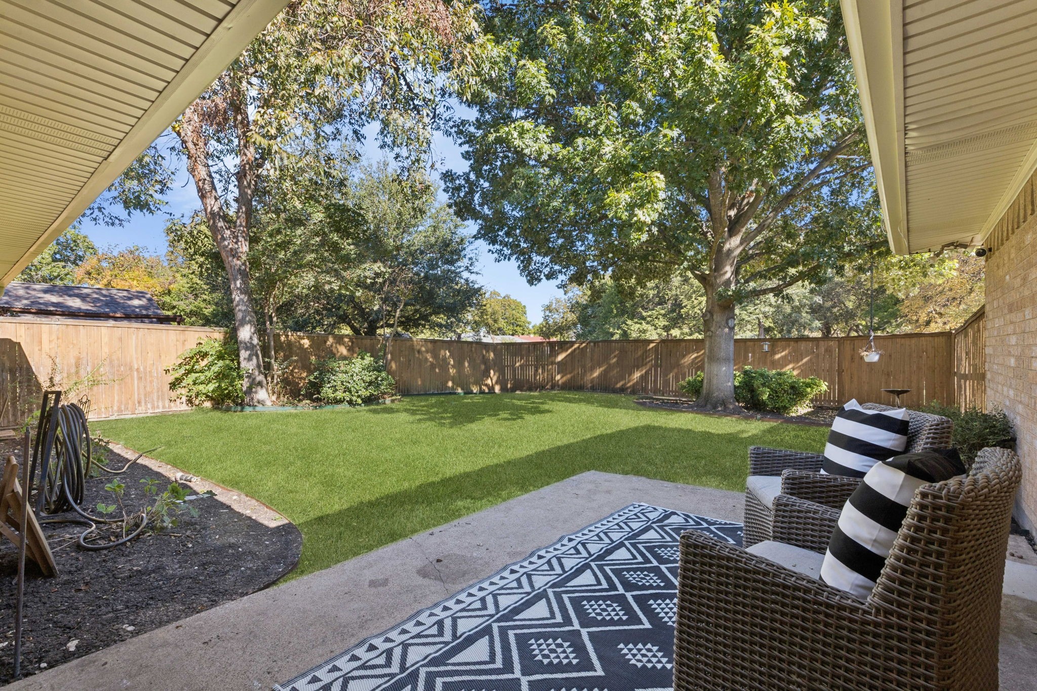 2613 Brookcrest Drive