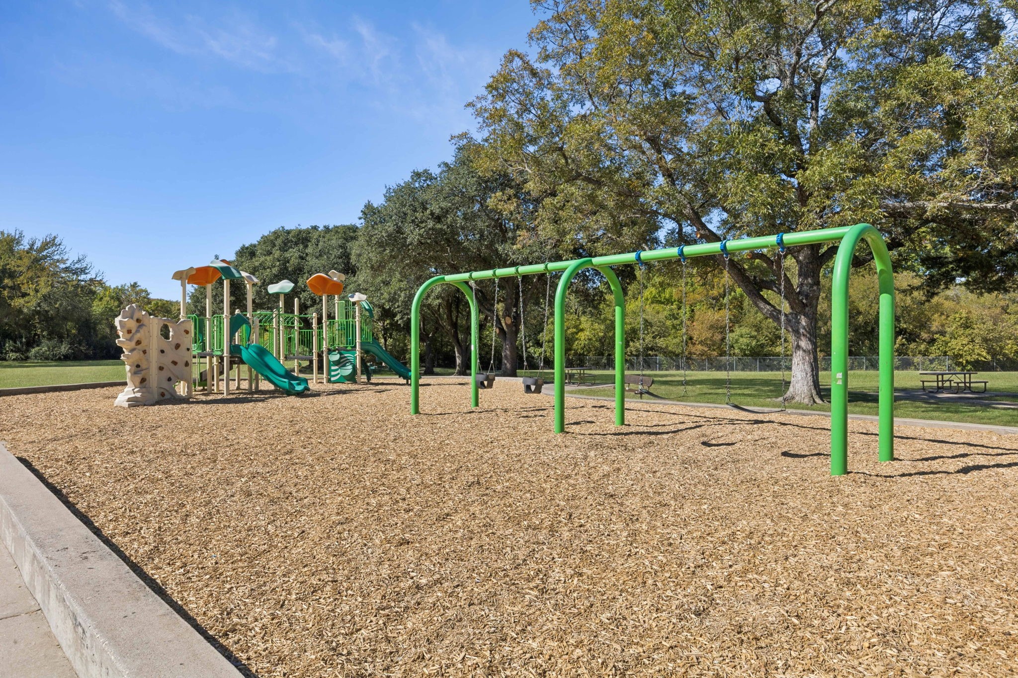 2613 Brookcrest Drive