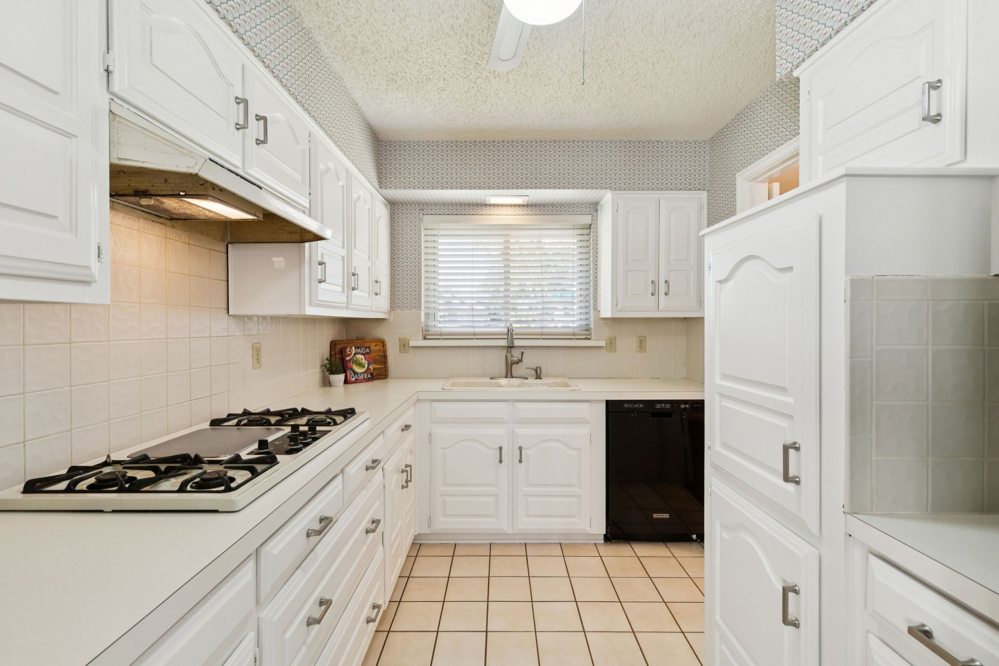 2613 Brookcrest Drive