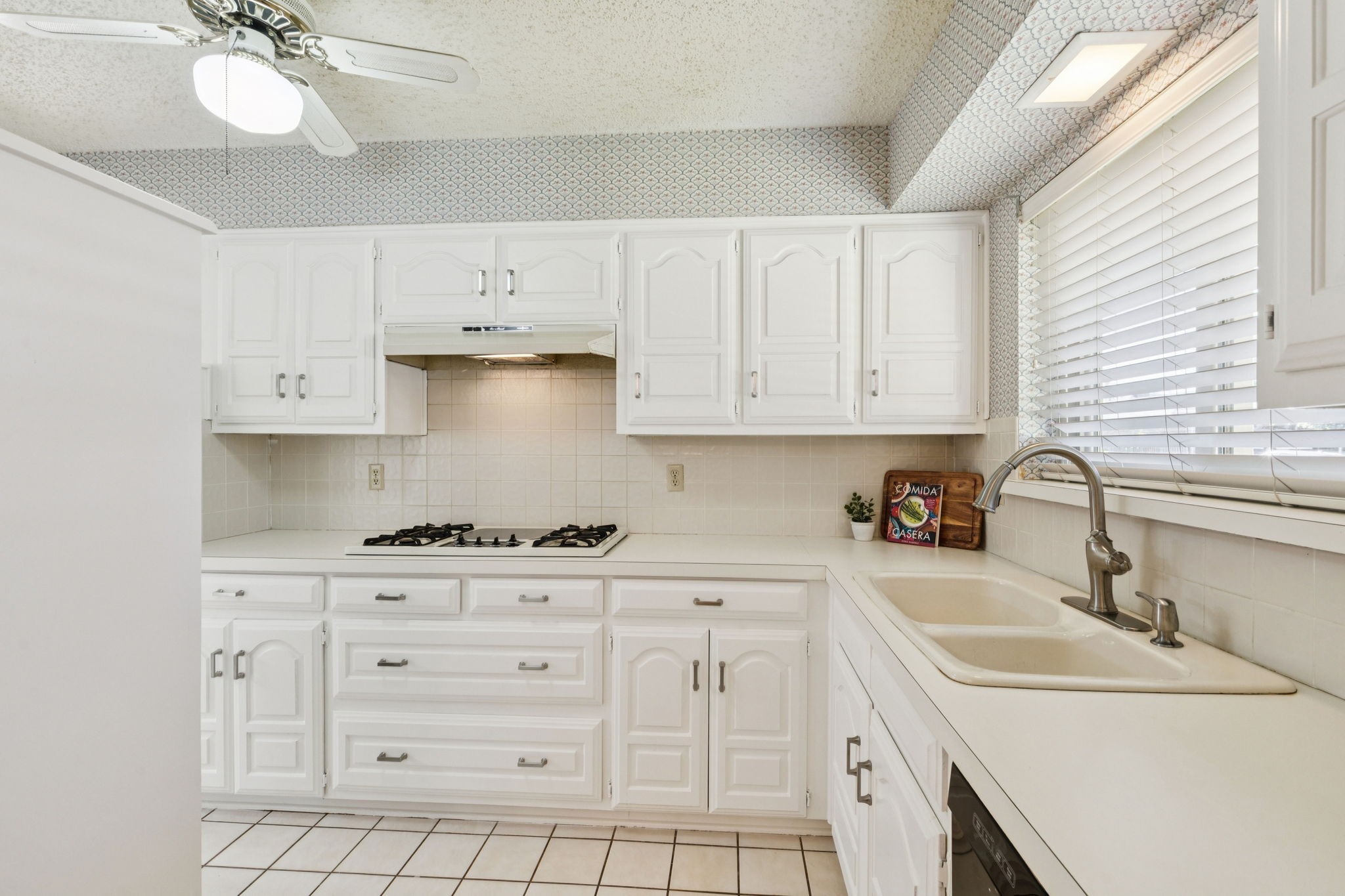 2613 Brookcrest Drive