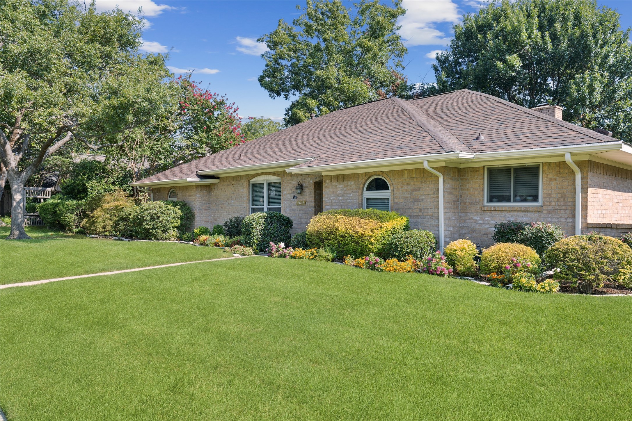 2613 Brookcrest Drive