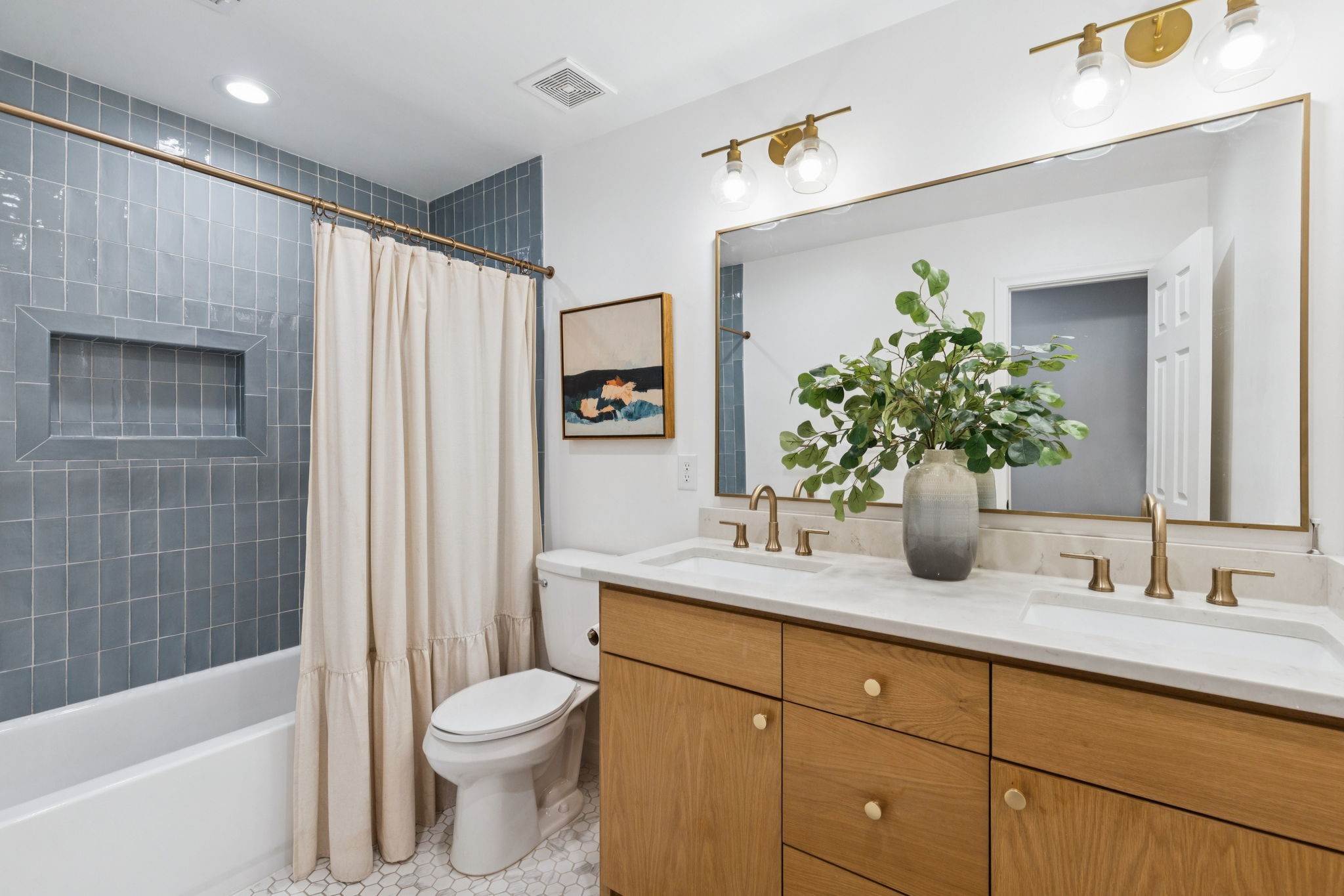 10016 Linkwood Drive