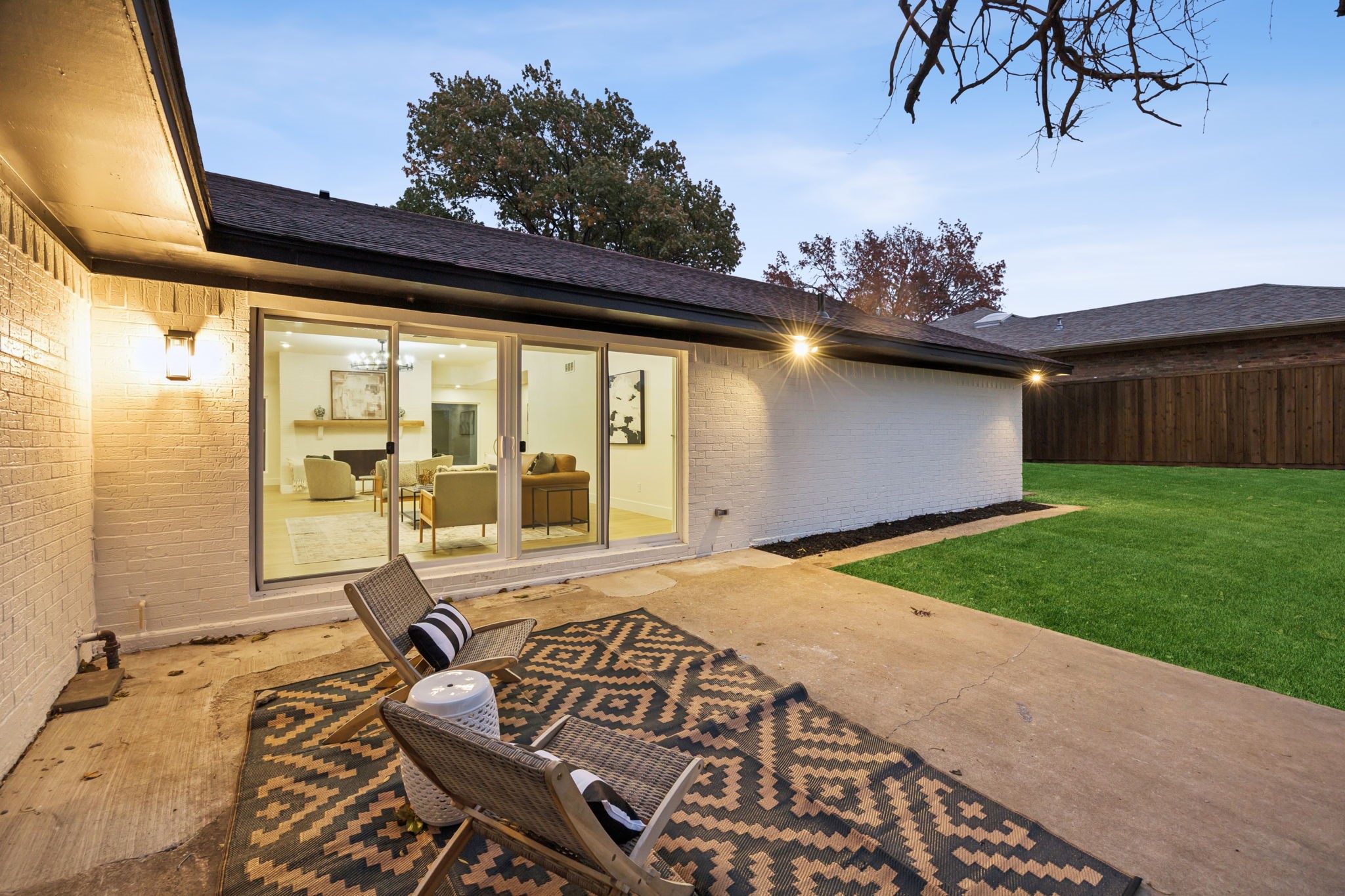 3401 Valley View Lane