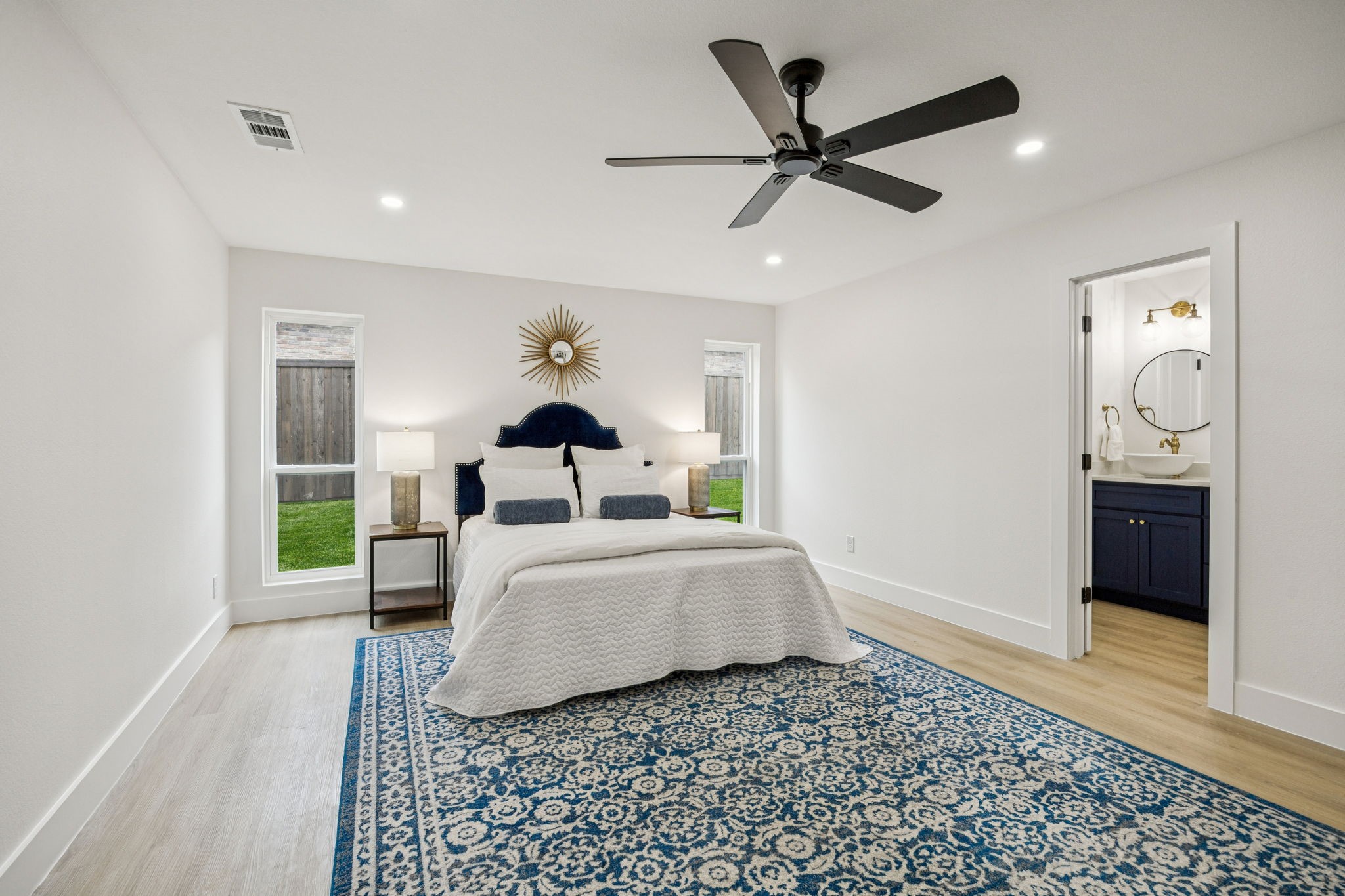 3401 Valley View Lane