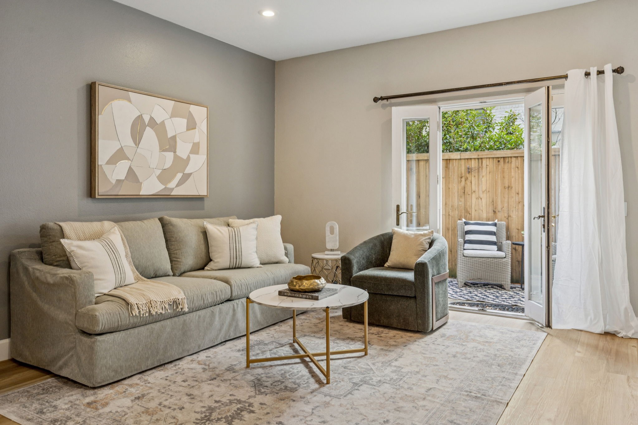 4242 Travis Street 108