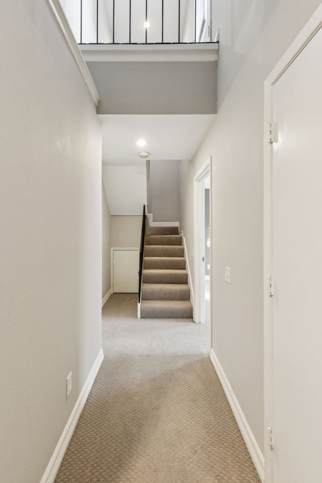 4242 Travis Street 108