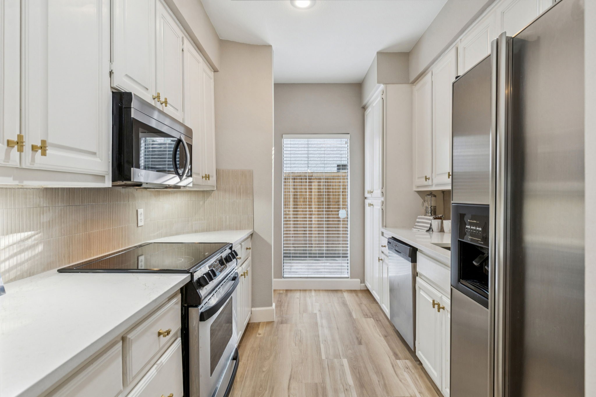 4242 Travis Street 108