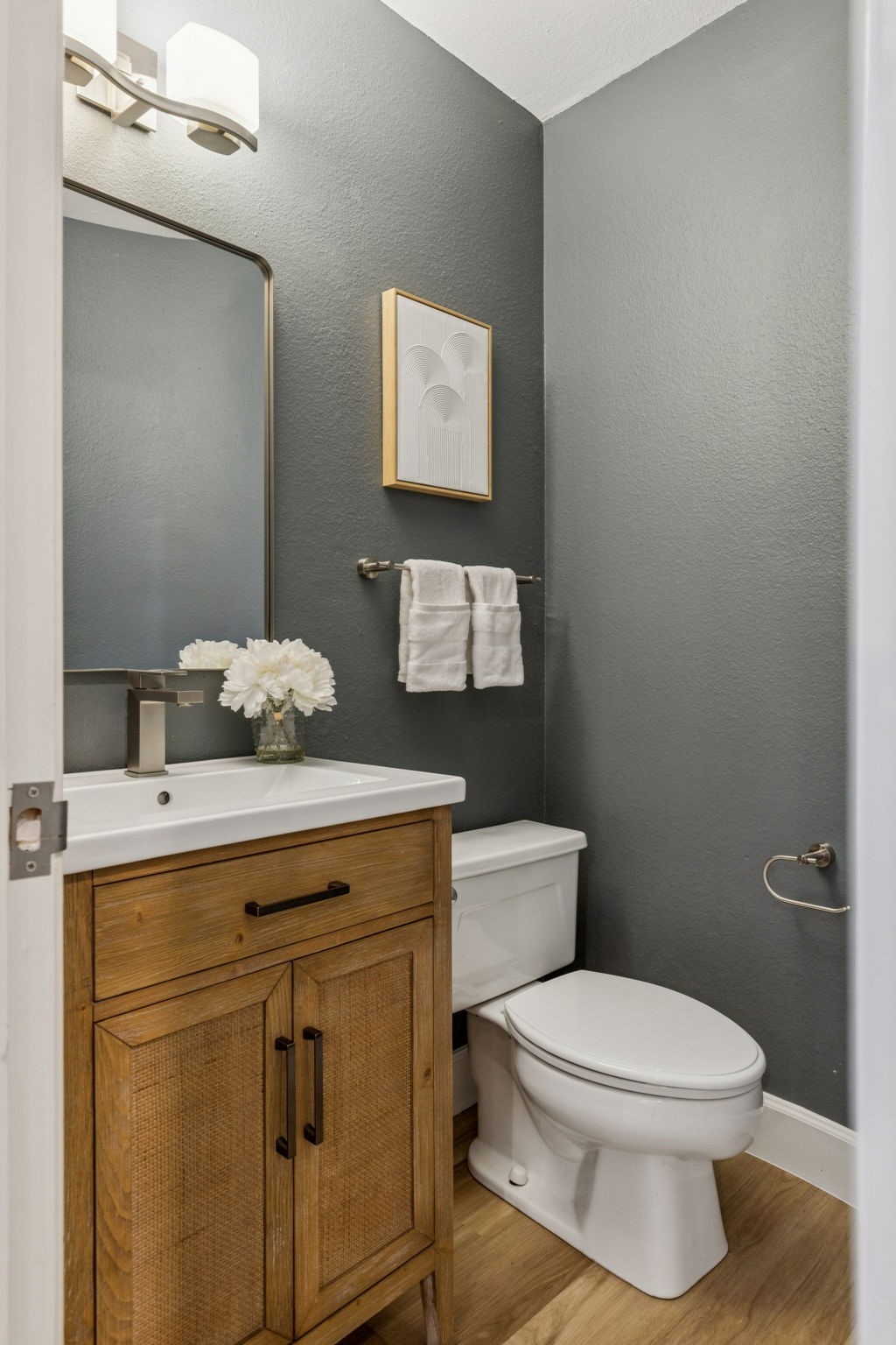 4242 Travis Street 108