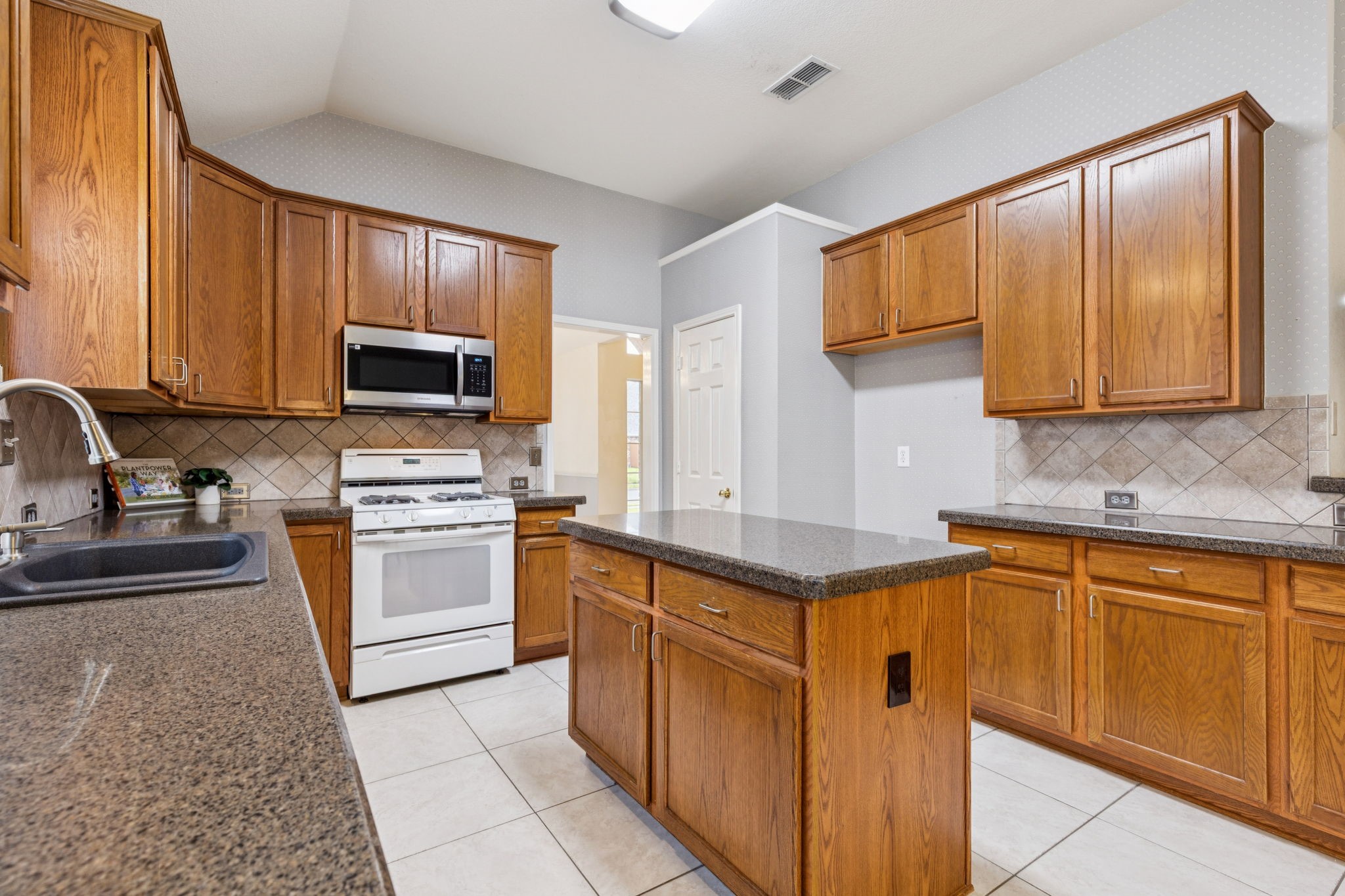 1413 Meadow Vista Drive