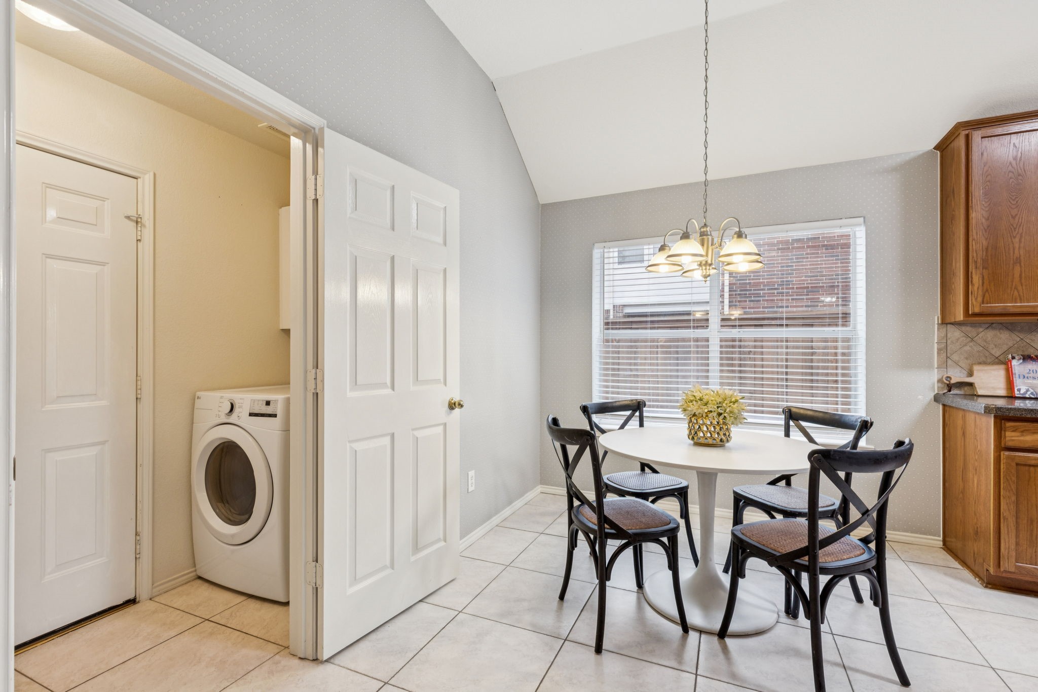 1413 Meadow Vista Drive