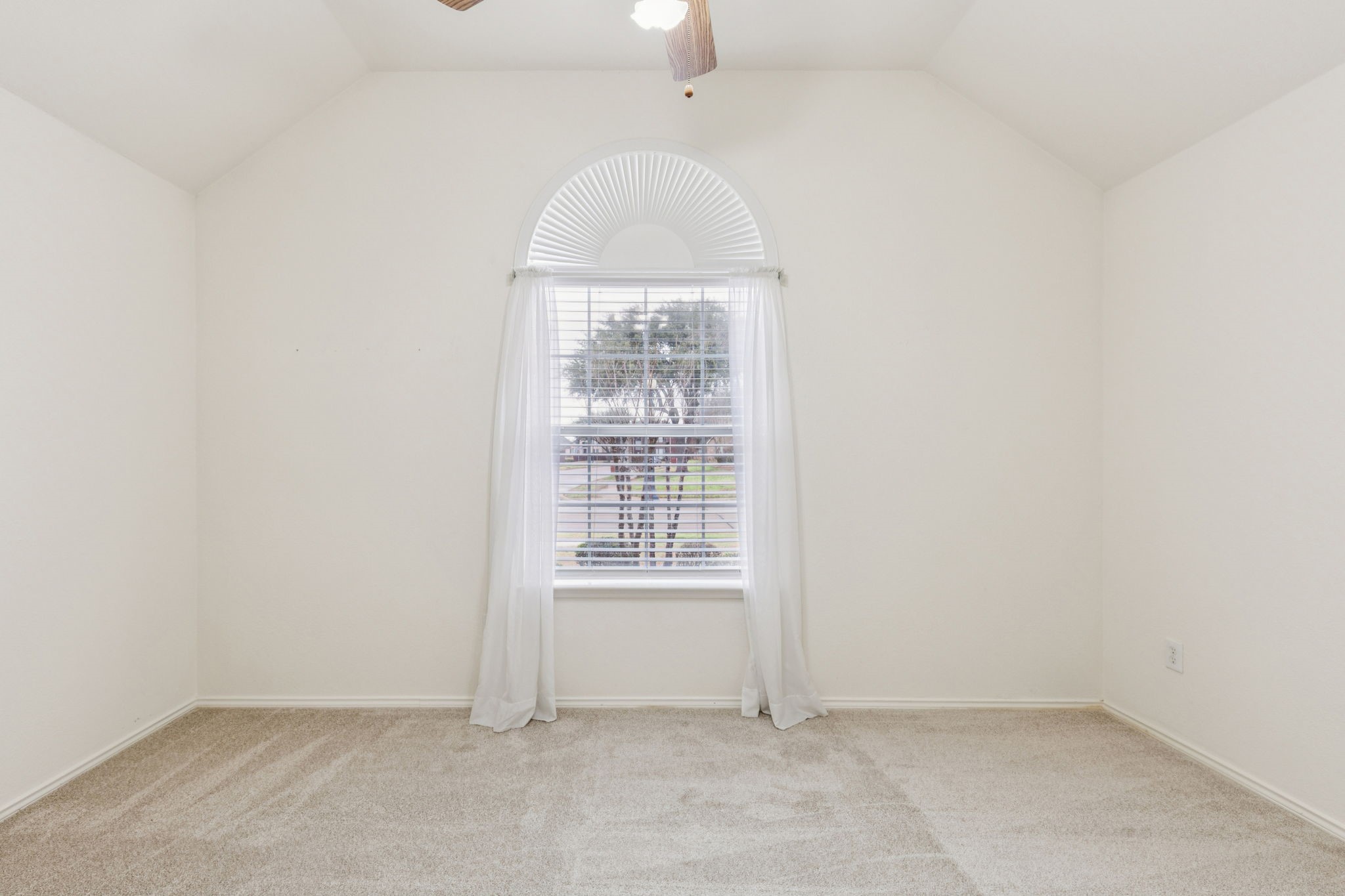 1413 Meadow Vista Drive