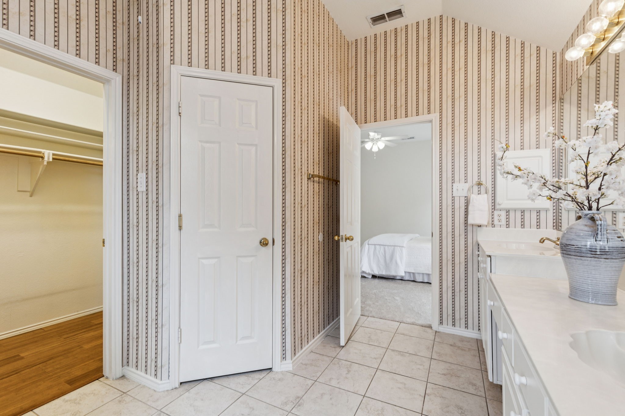 1413 Meadow Vista Drive