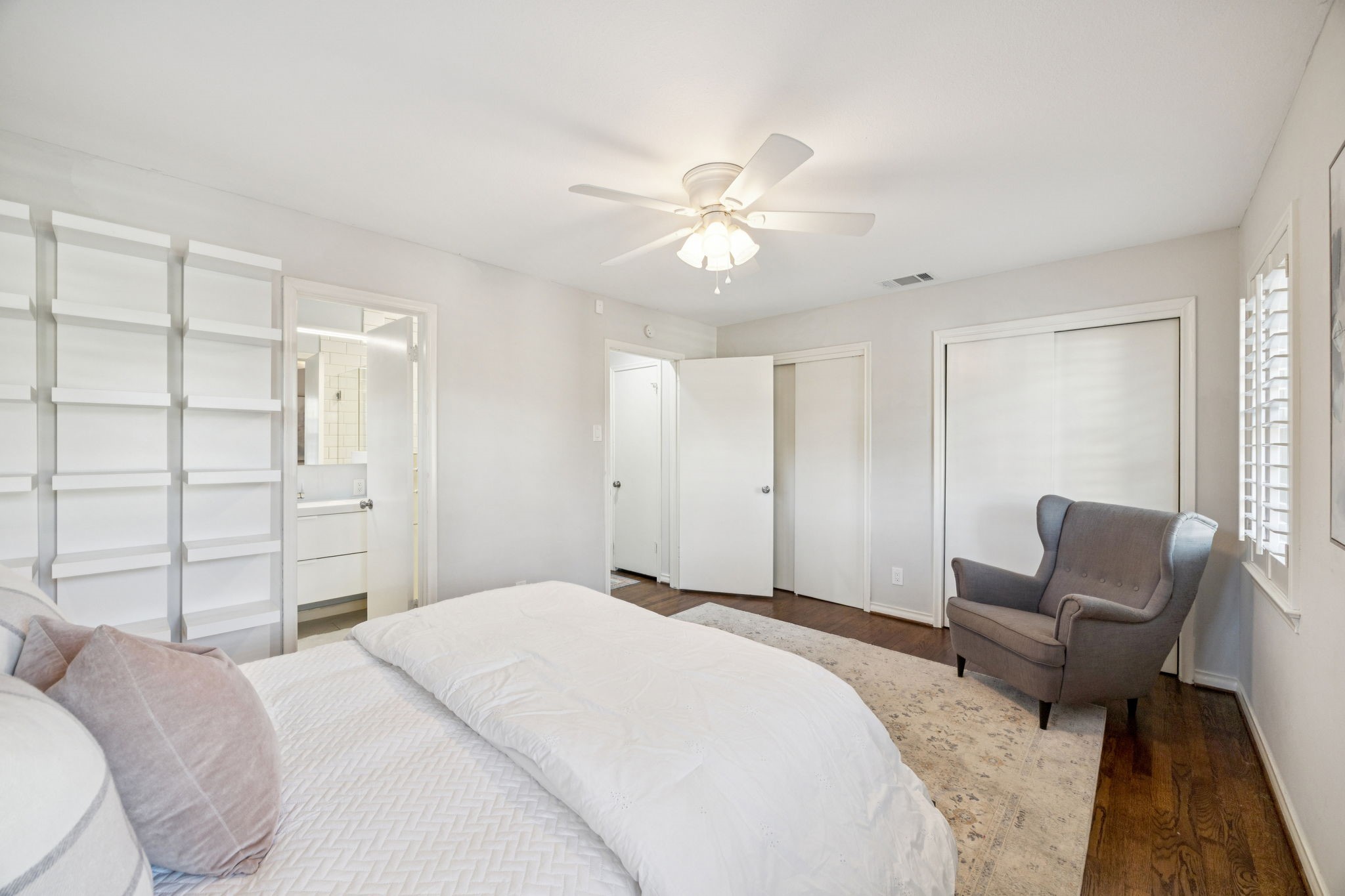 10021 Lanshire Drive