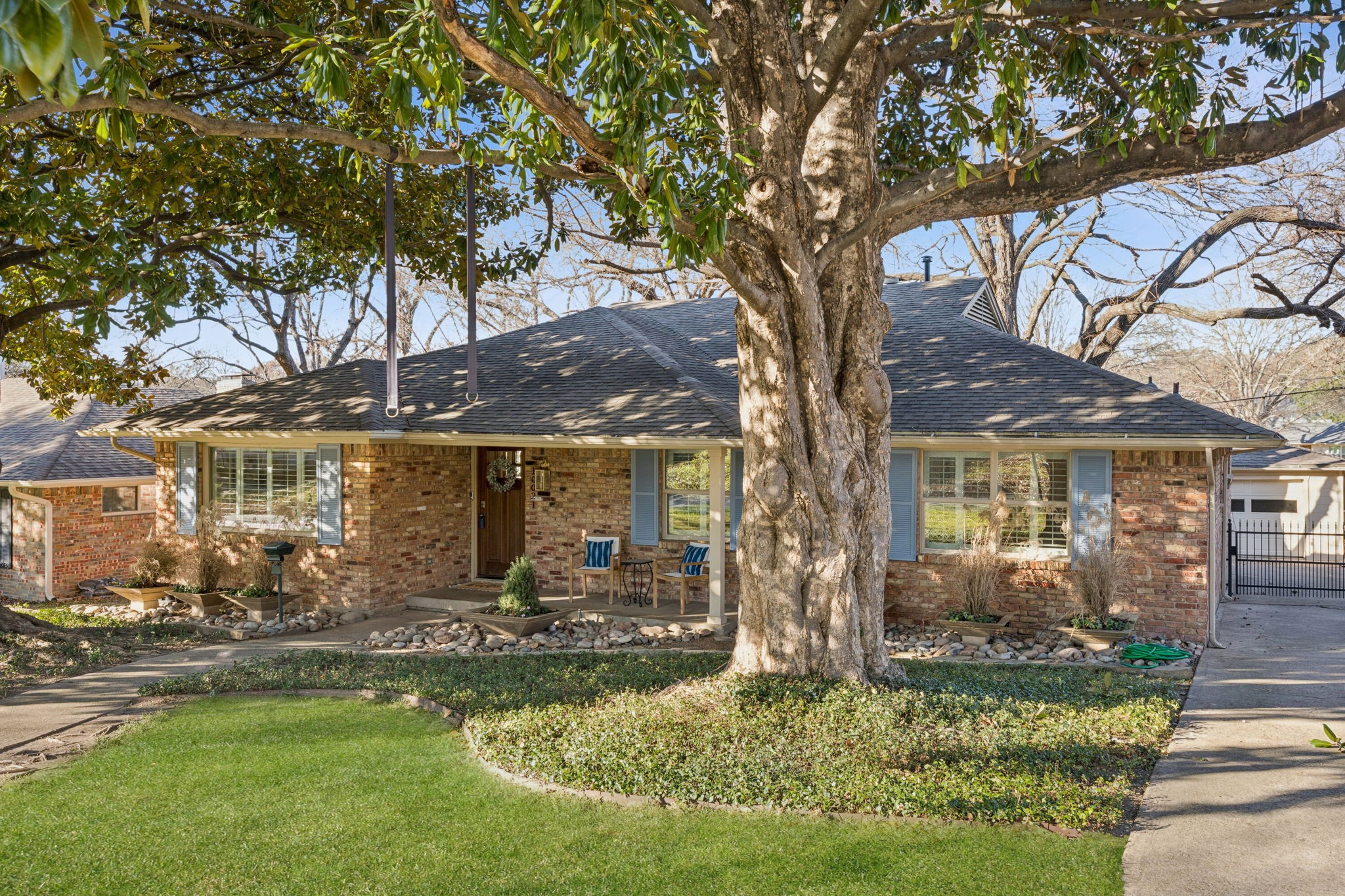 10021 Lanshire Drive