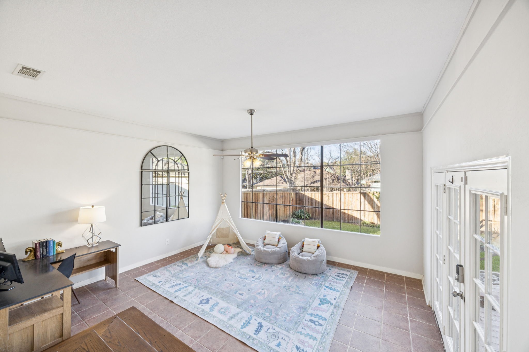 10021 Lanshire Drive