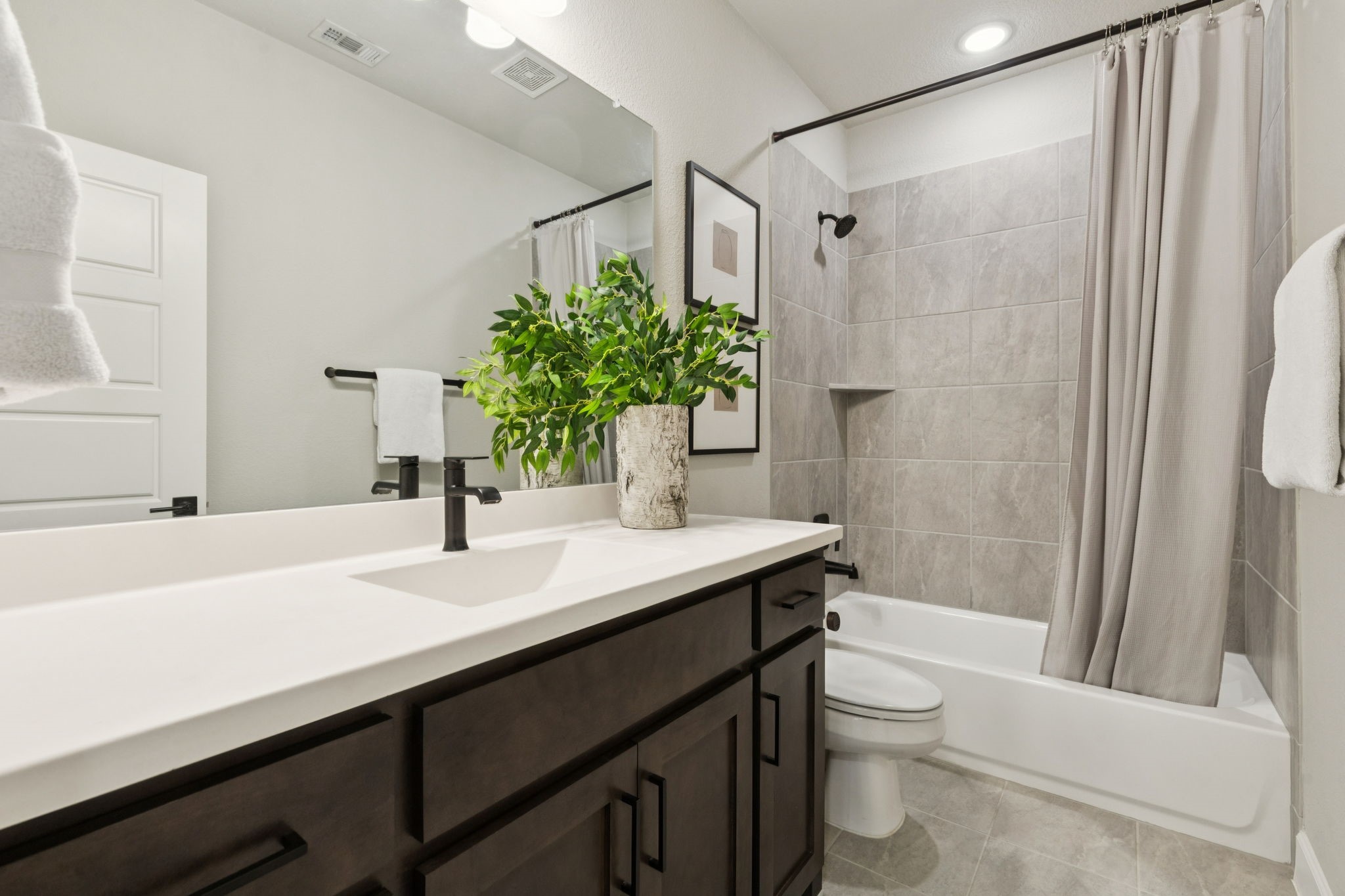 7121 Laurel Ridge