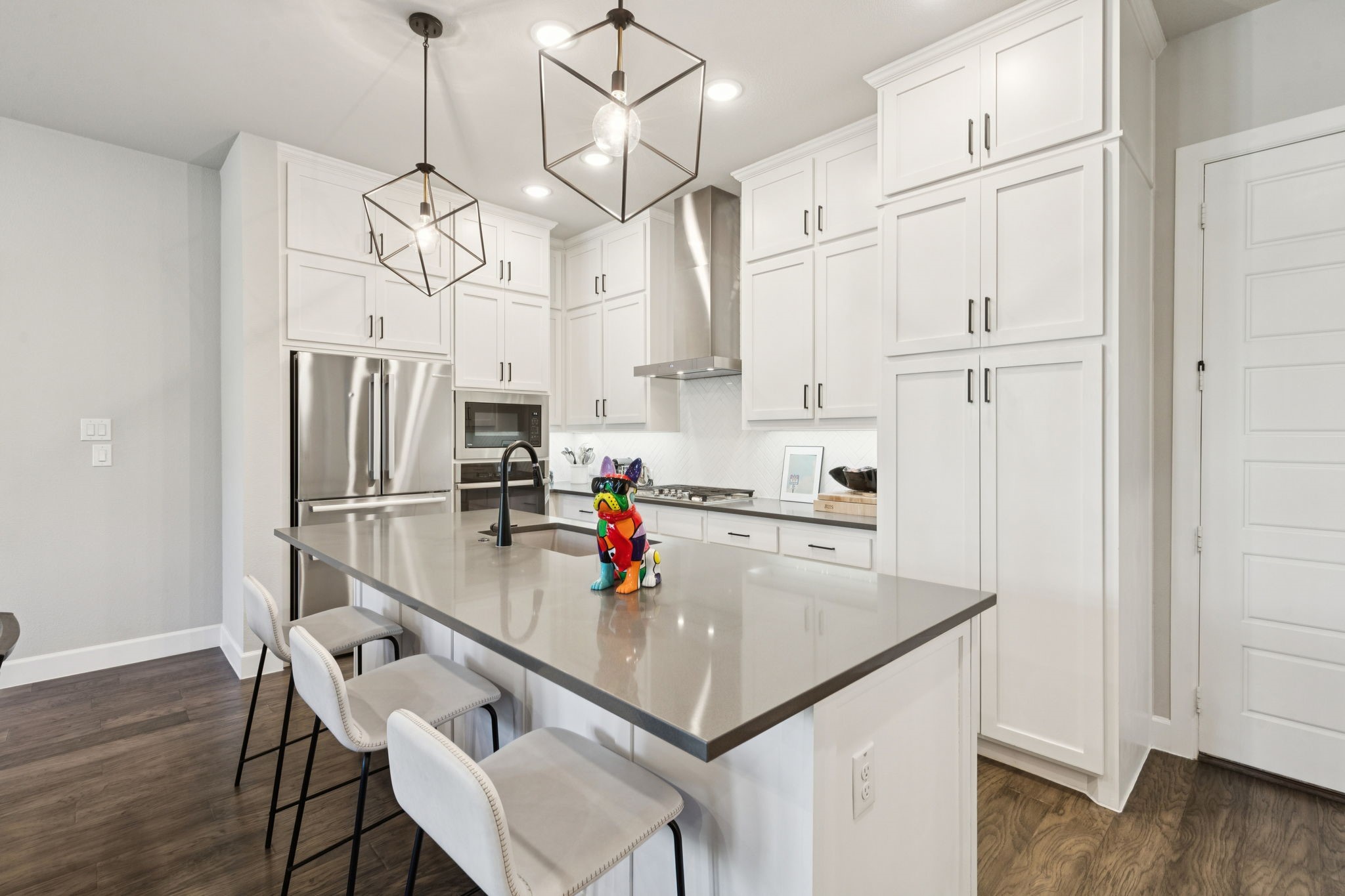 7121 Laurel Ridge