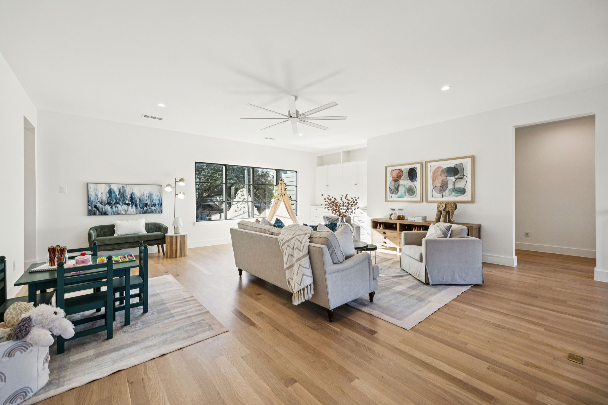 9305 Lynbrook Drive