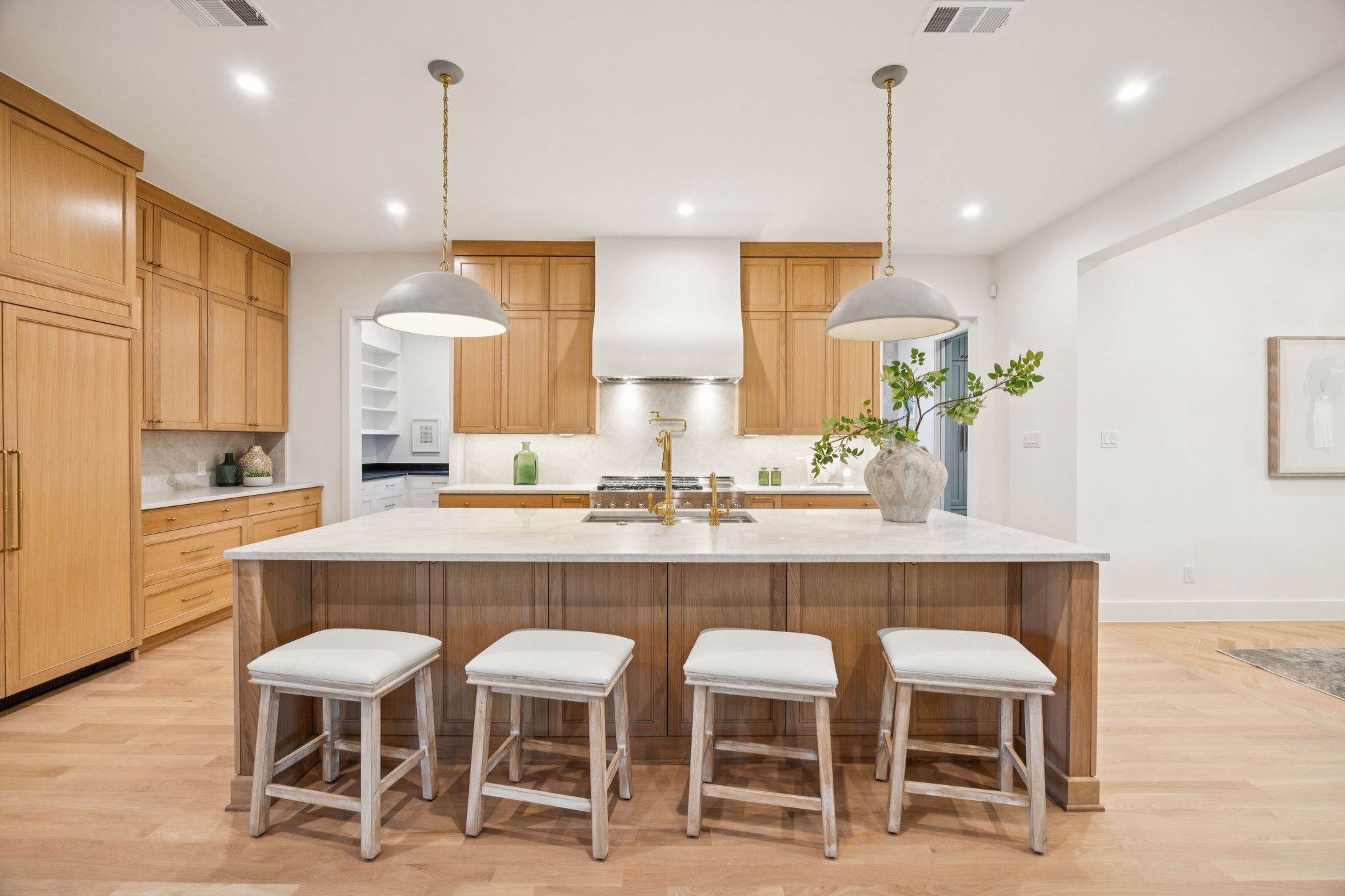 9305 Lynbrook Drive