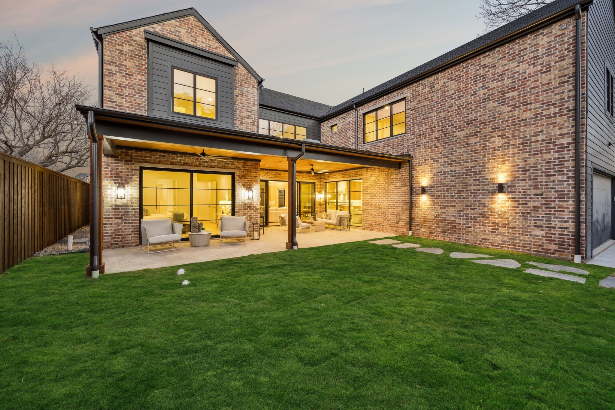9305 Lynbrook Drive