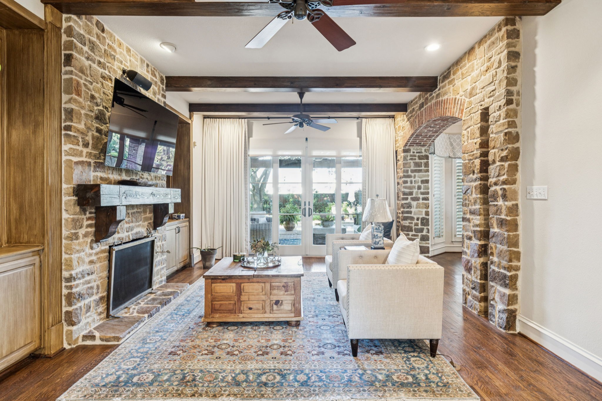 9227 Lanshire Drive