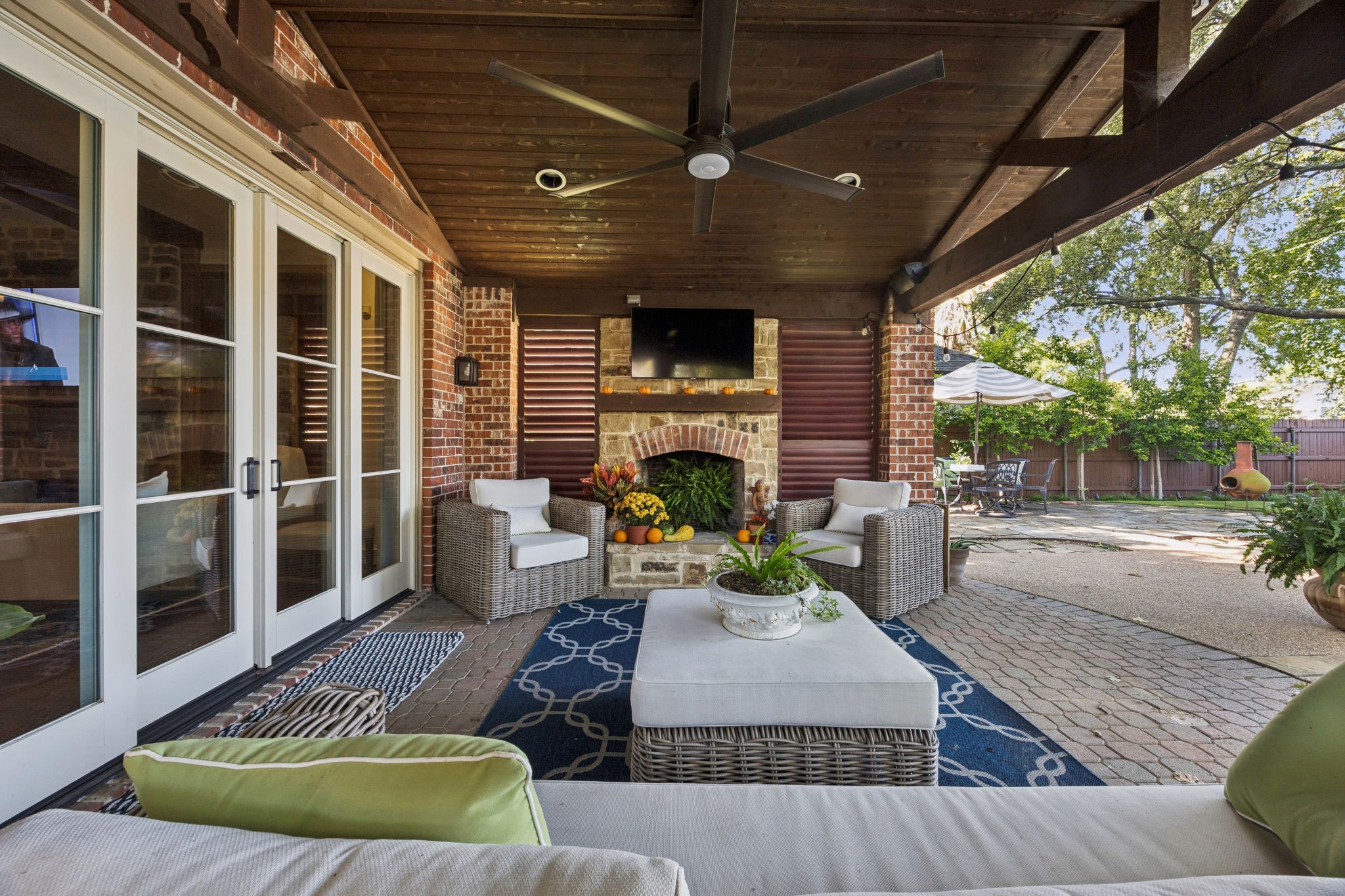 9227 Lanshire Drive