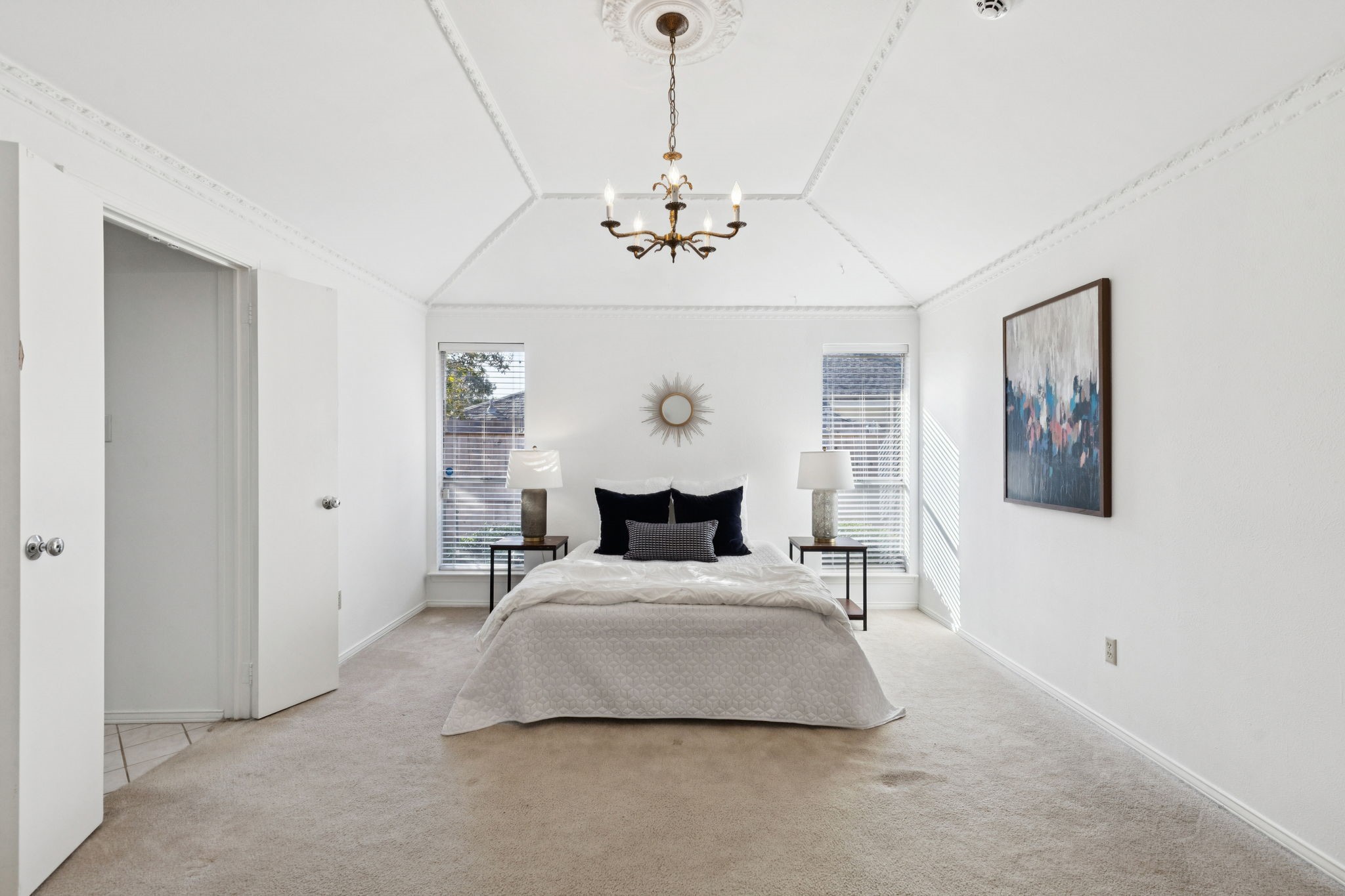 9702 Summerhill Lane