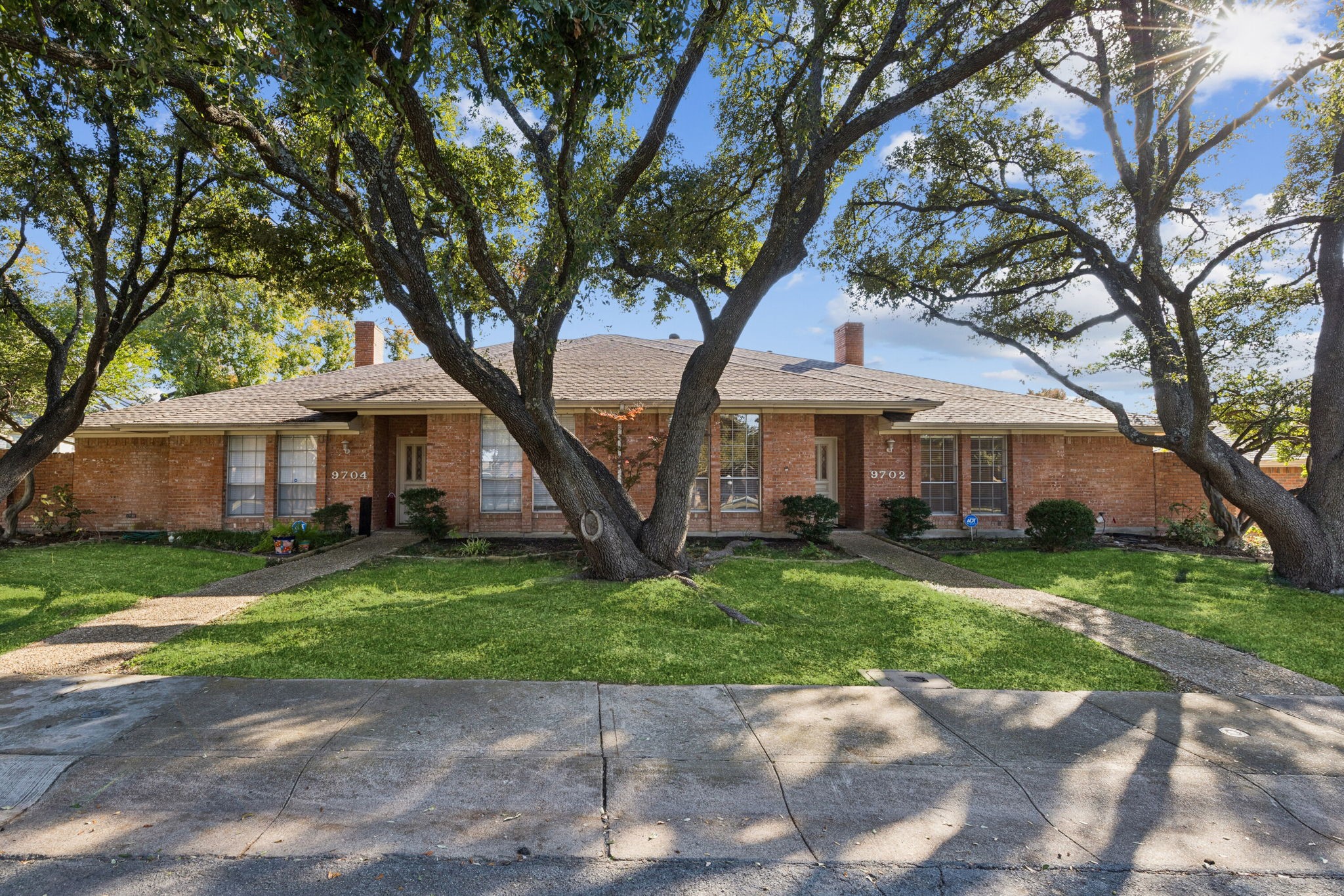 9702 Summerhill Lane