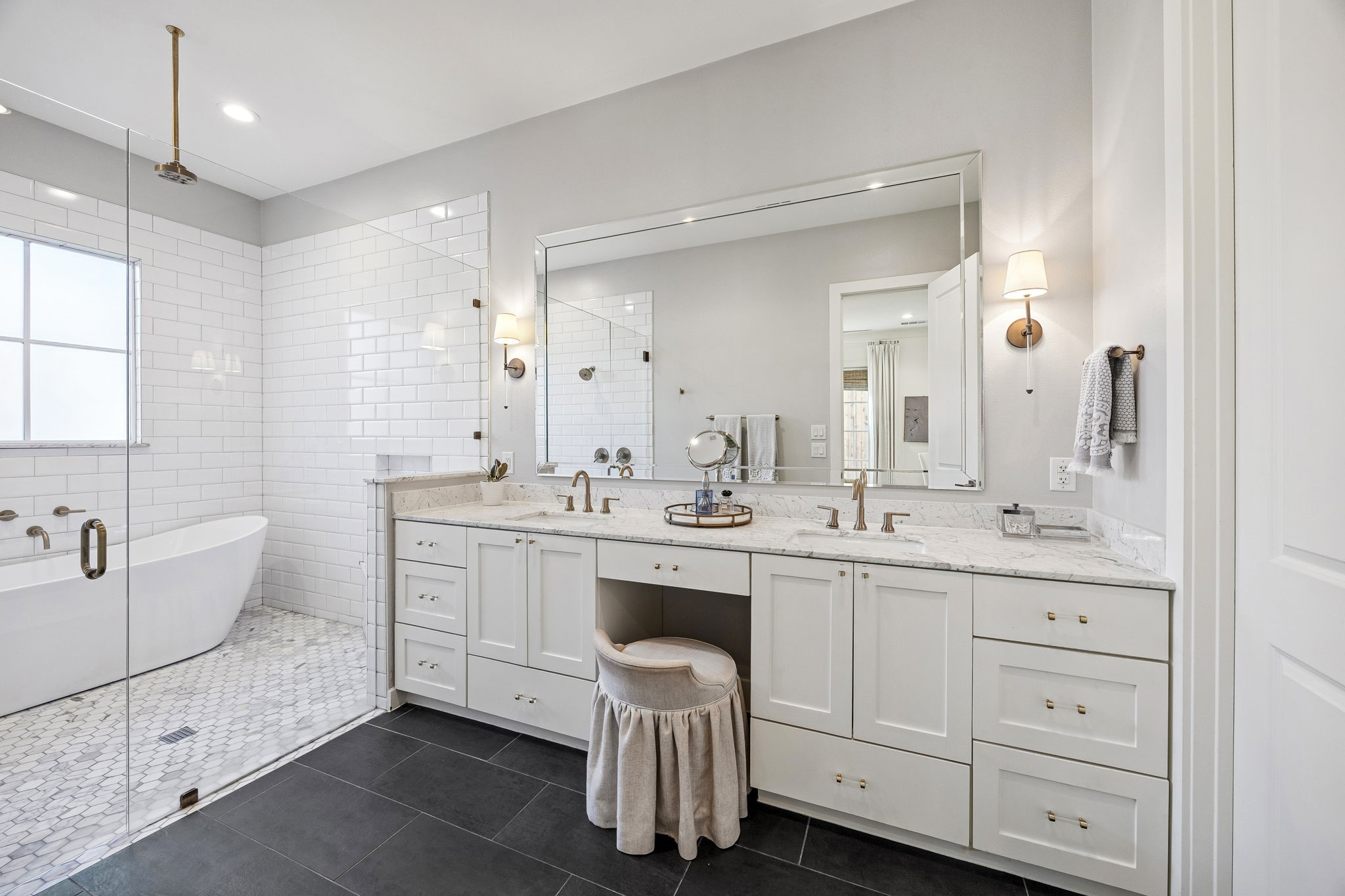 9606 Forestridge Drive