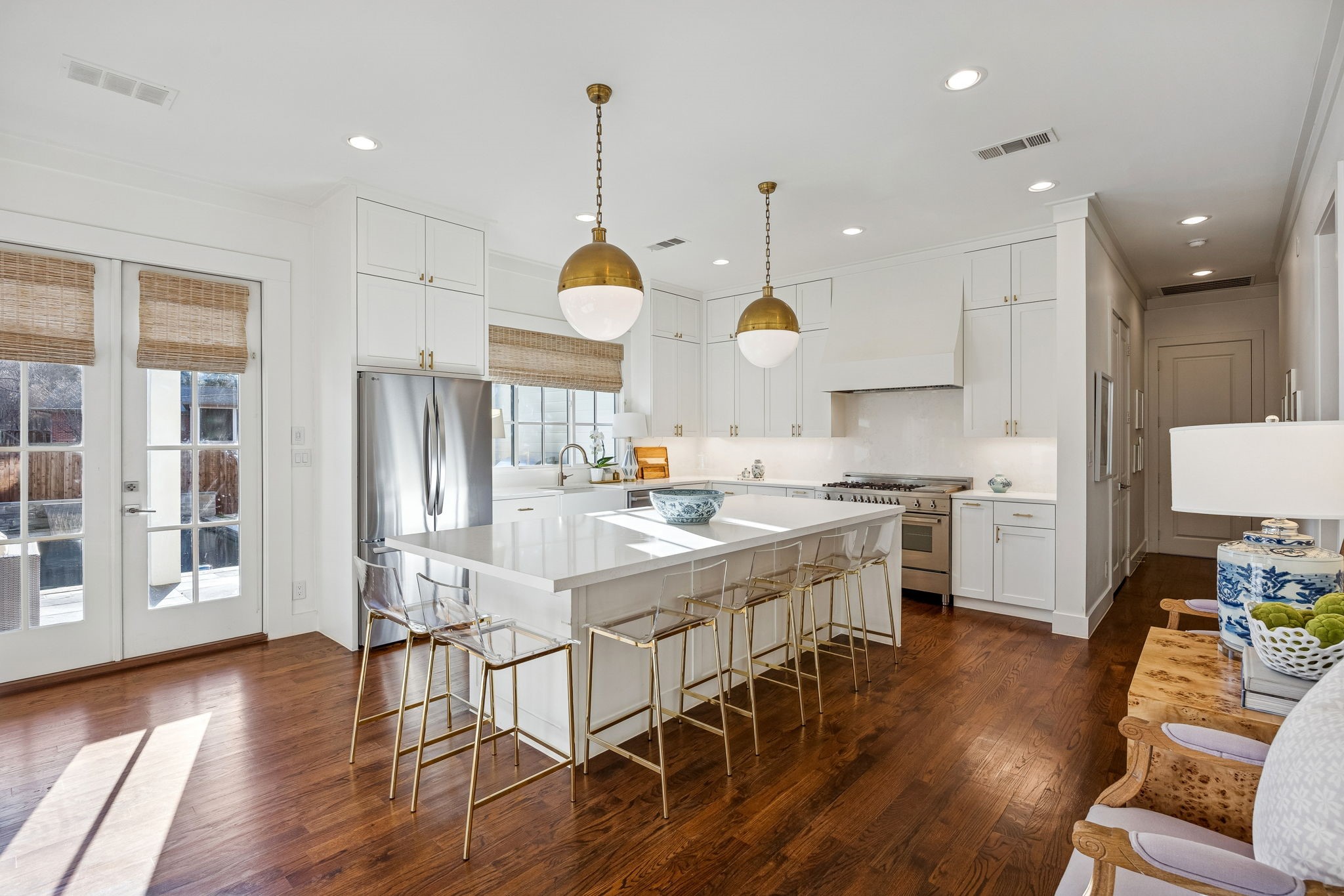 9606 Forestridge Drive