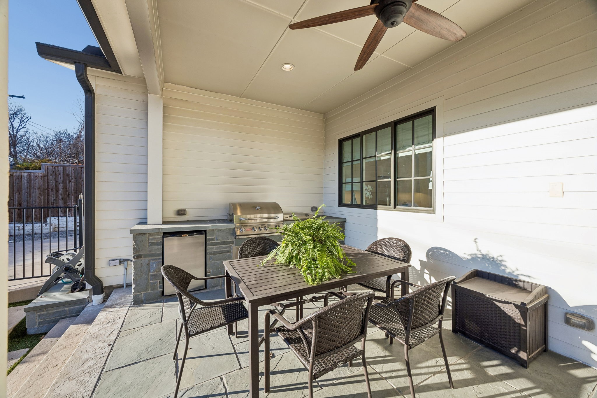 9606 Forestridge Drive