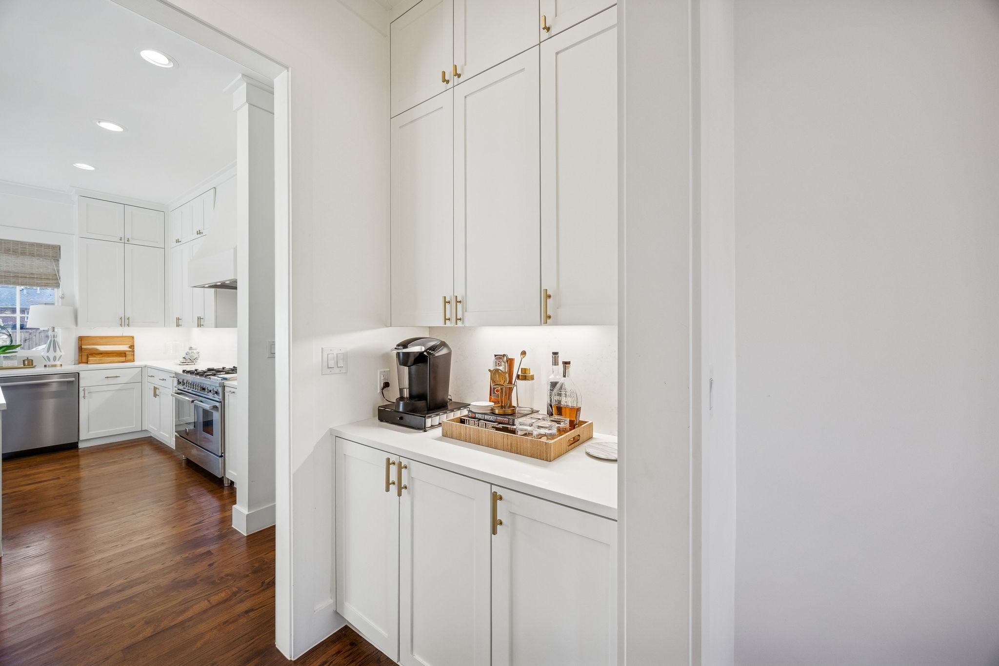 9606 Forestridge Drive