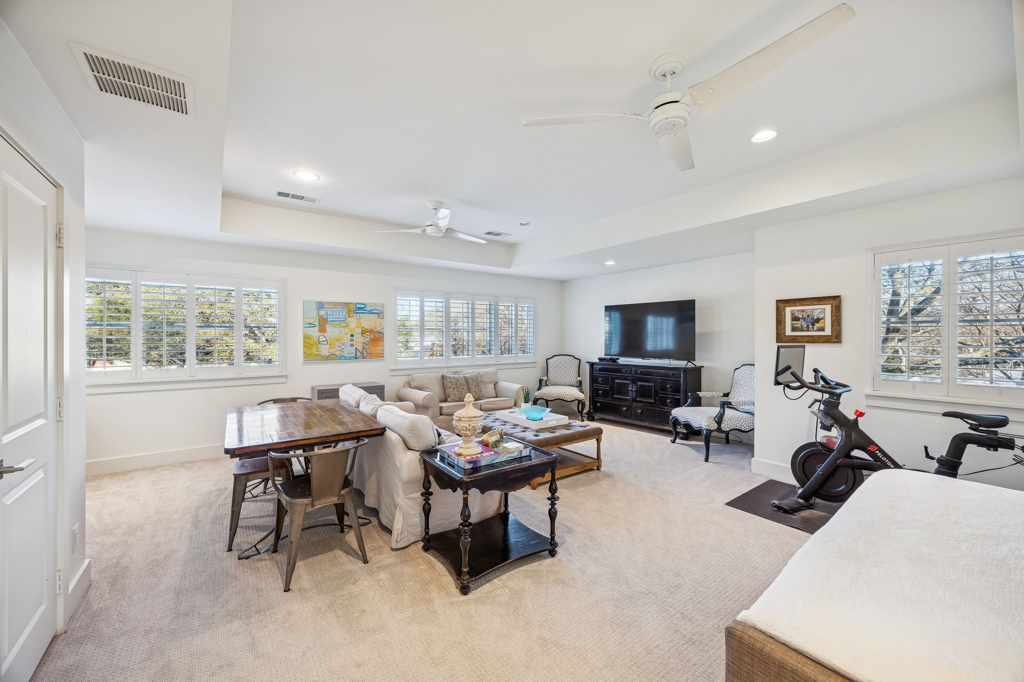 9606 Forestridge Drive