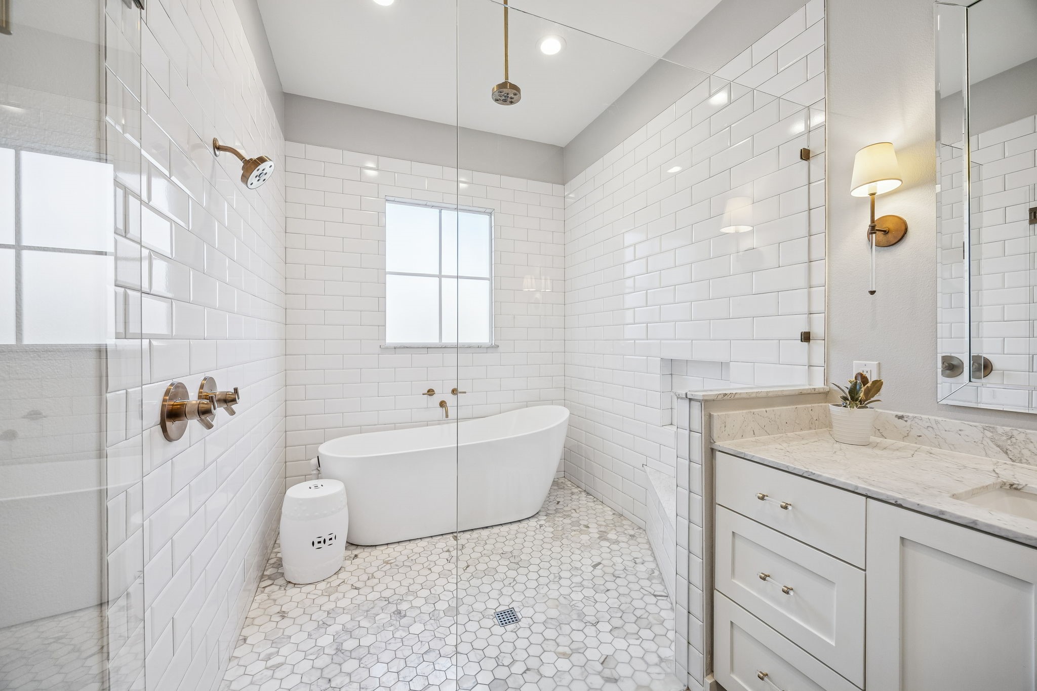 9606 Forestridge Drive