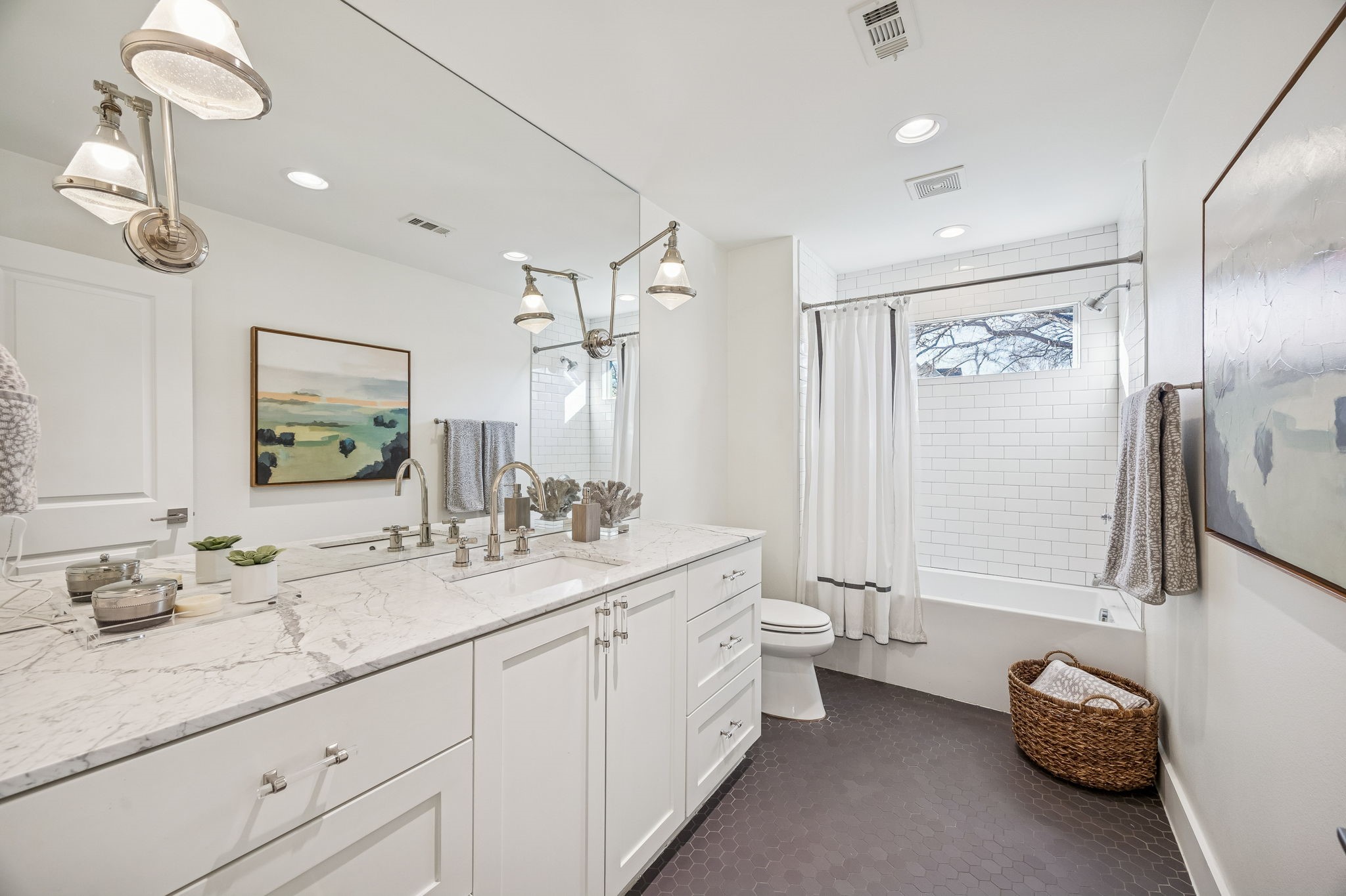 9606 Forestridge Drive