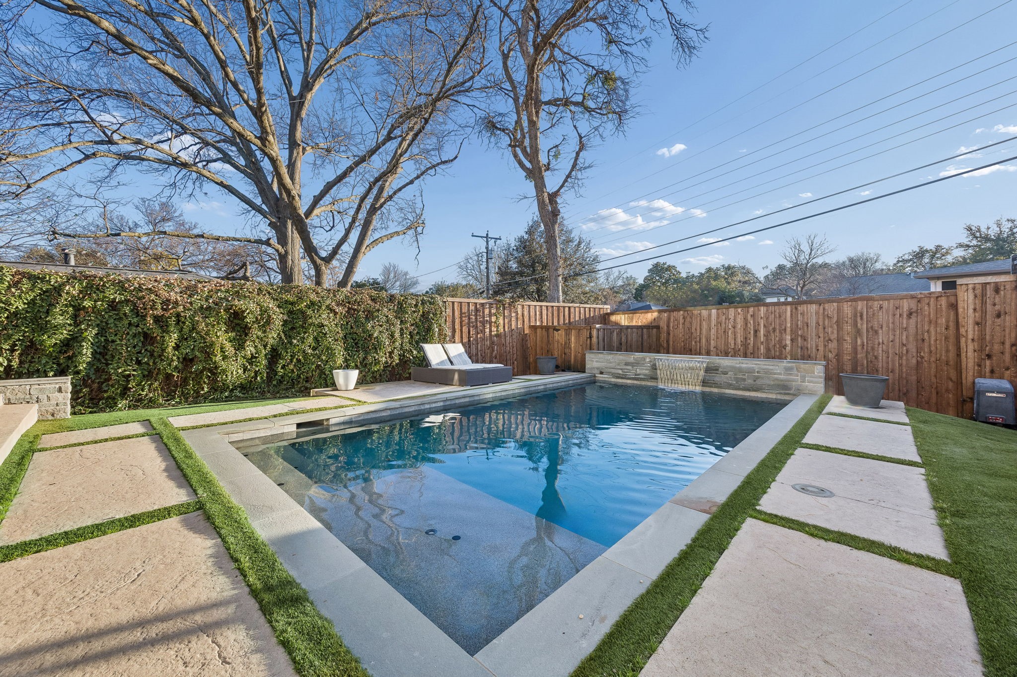 9606 Forestridge Drive