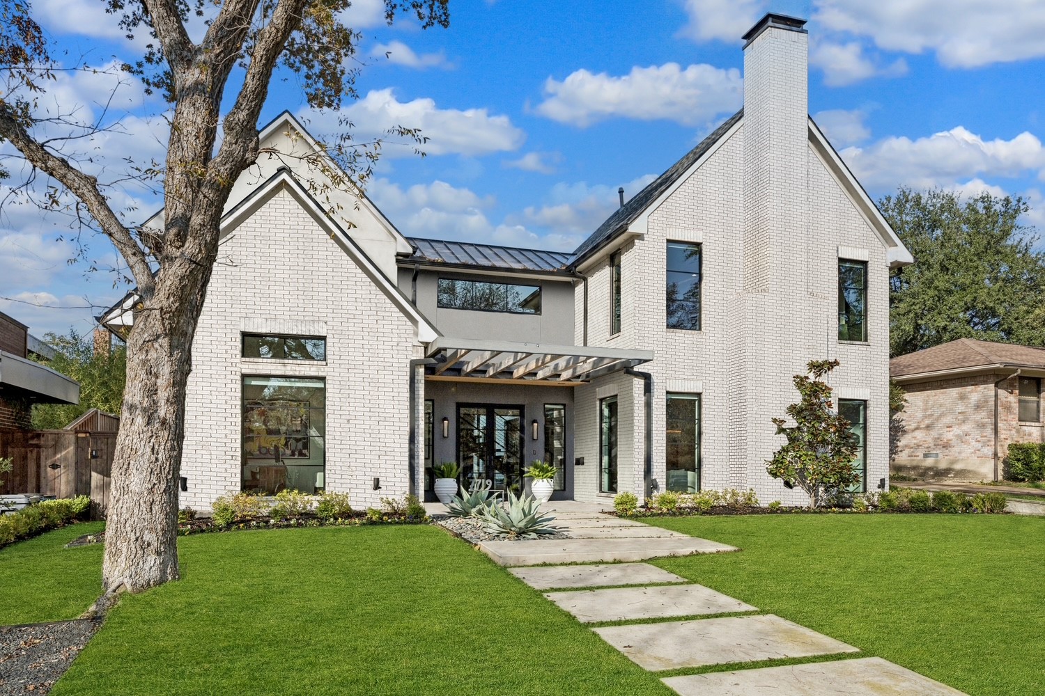 7719 Deer Trail Drive