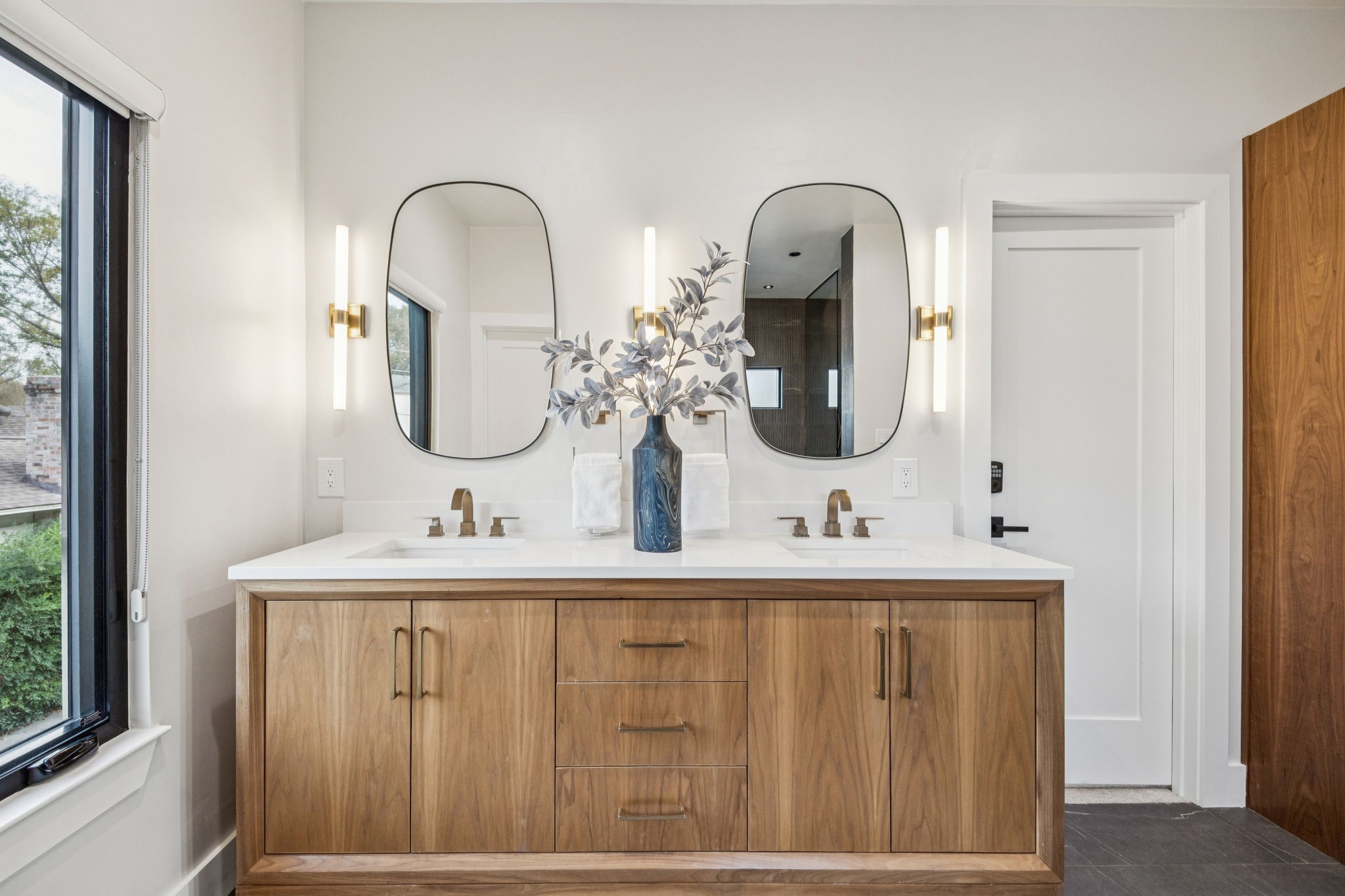 7719 Deer Trail Drive