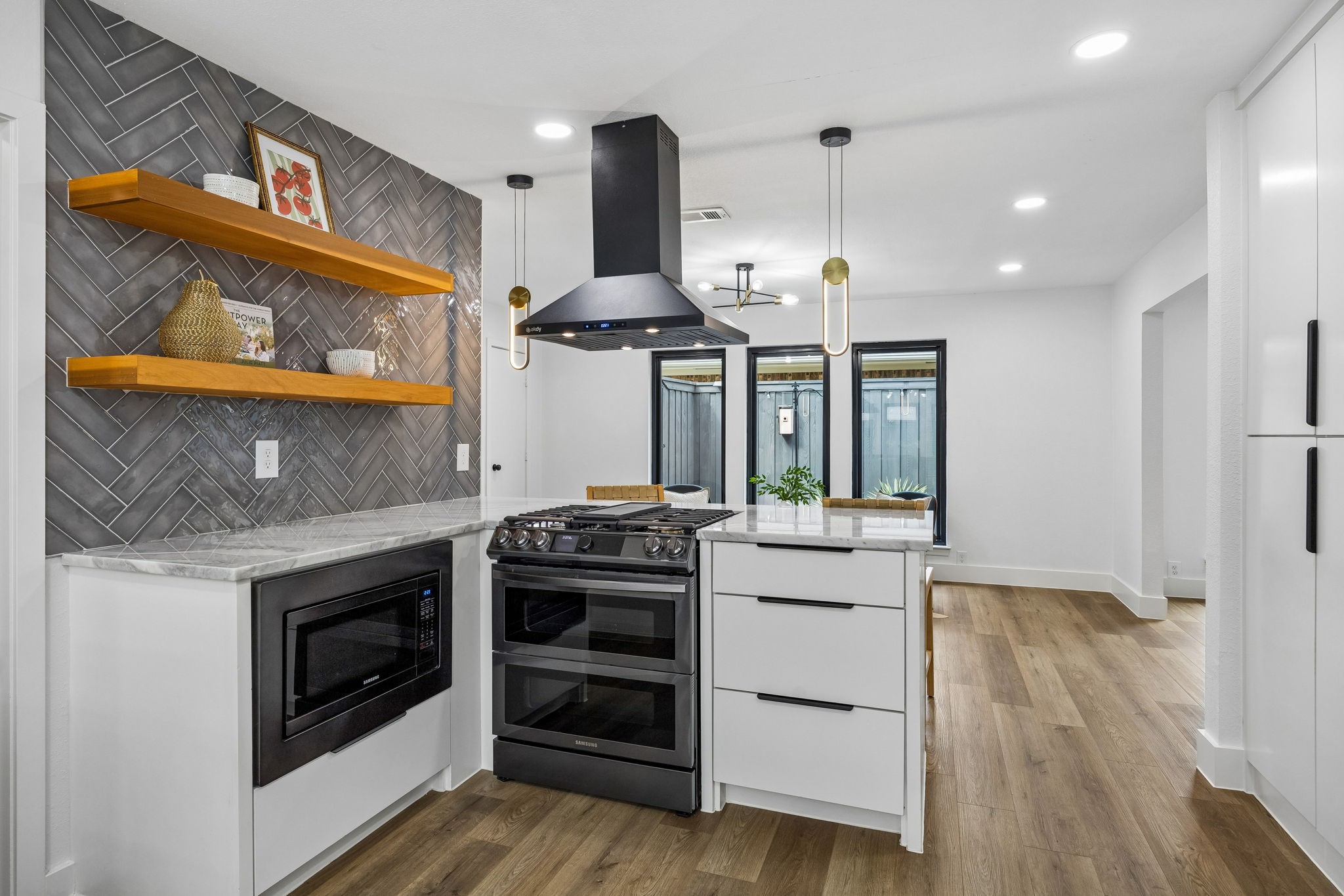 7205 Claybrook Drive