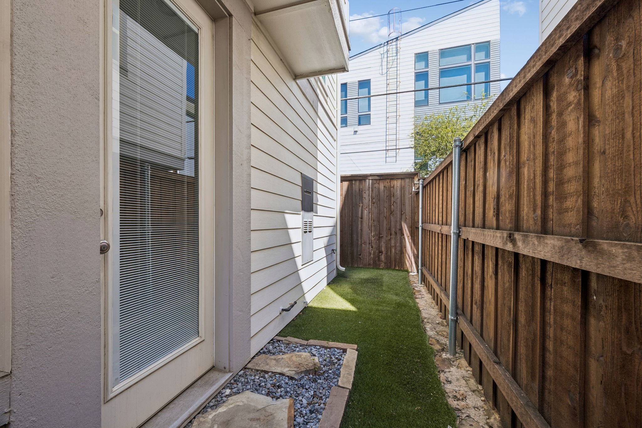 5186 Garrett Stream Court R