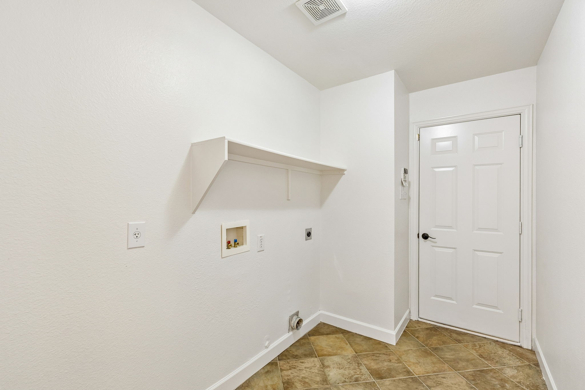 2106 Wagon Wheel Trail