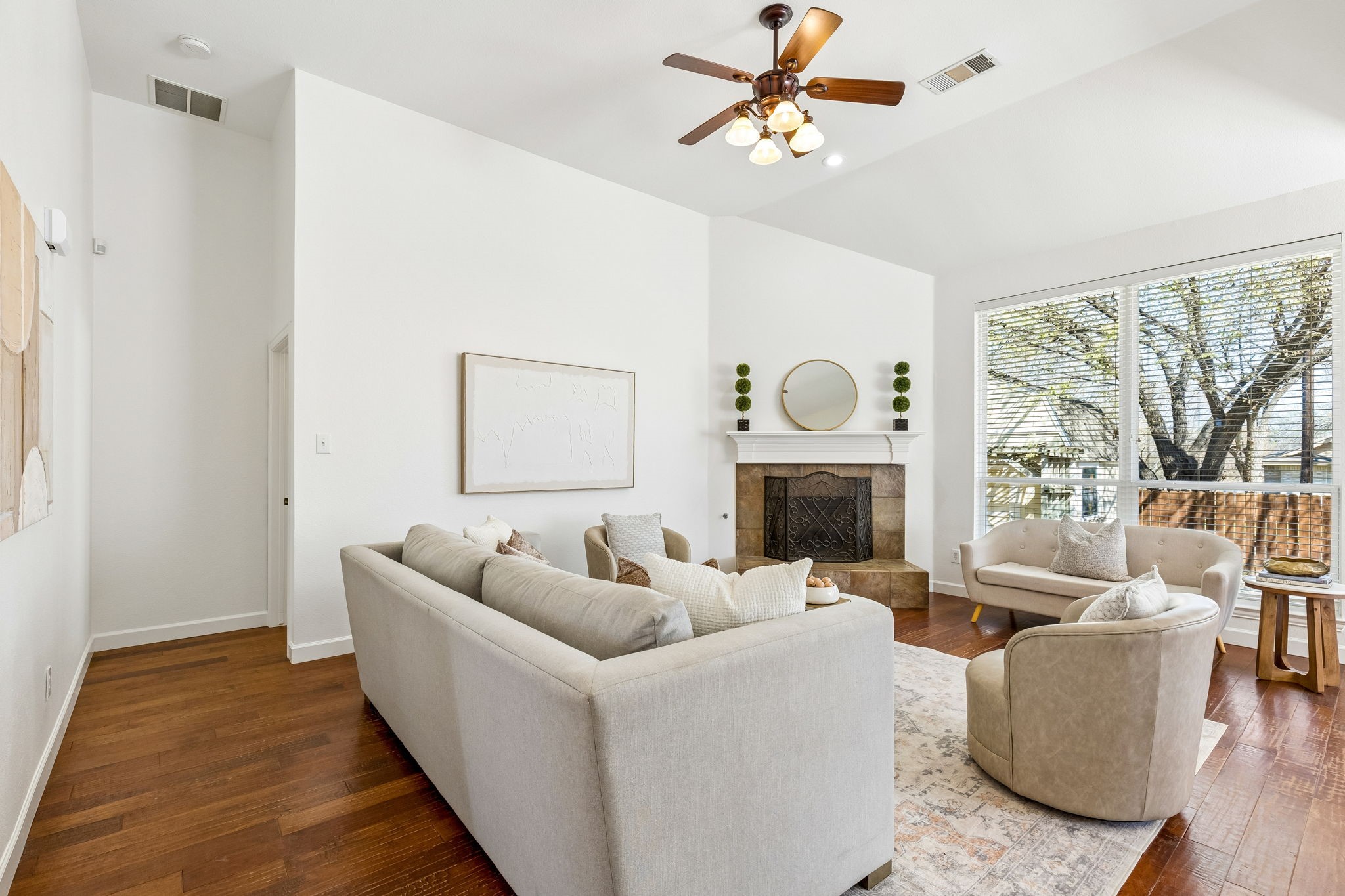 2106 Wagon Wheel Trail