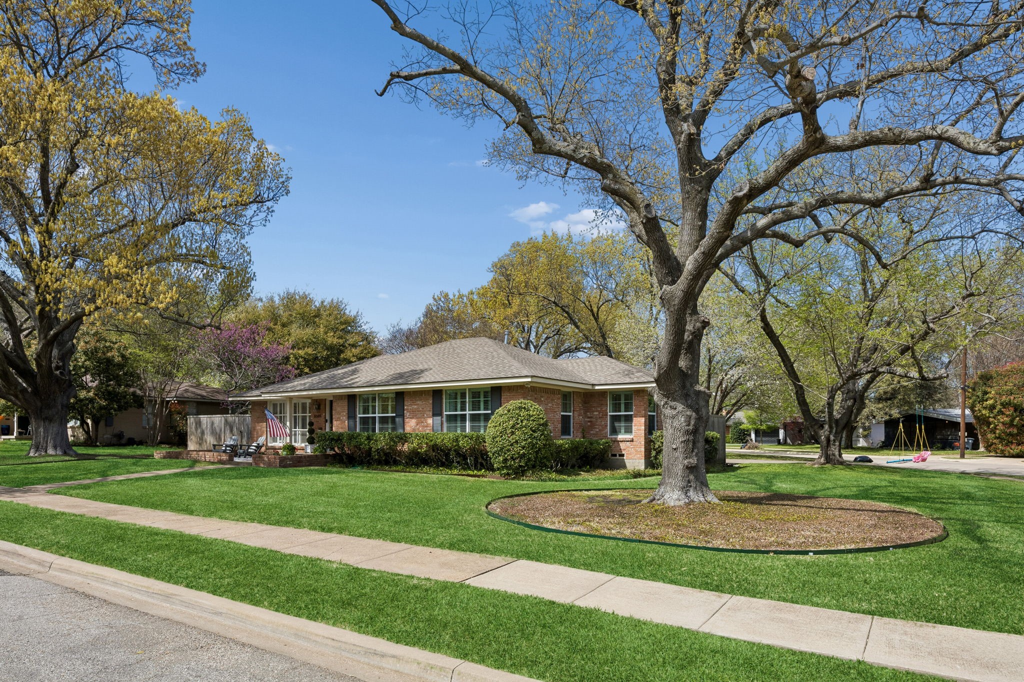 6565 Danbury Lane