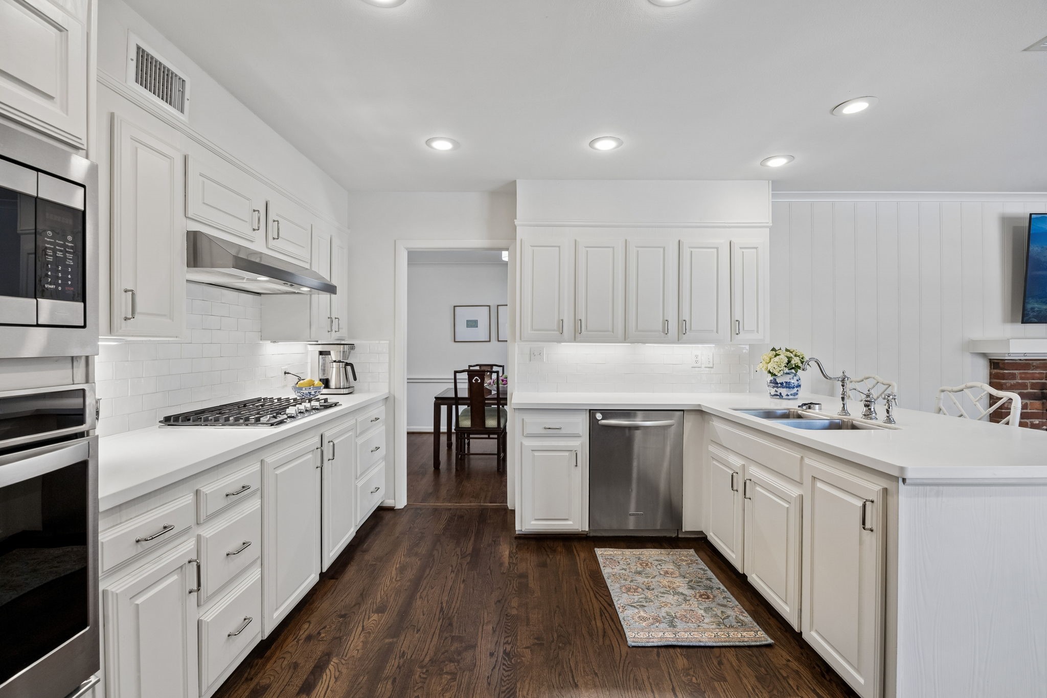 6565 Danbury Lane