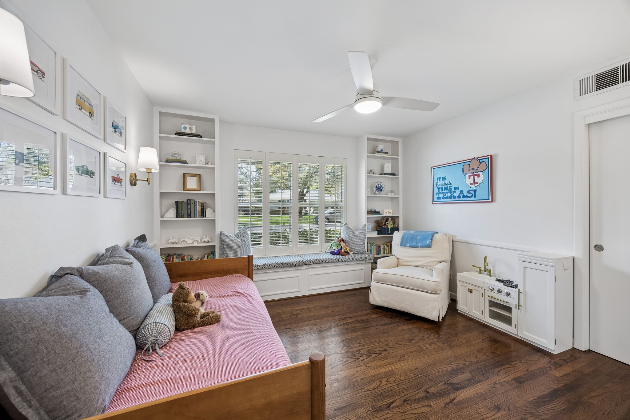 6565 Danbury Lane