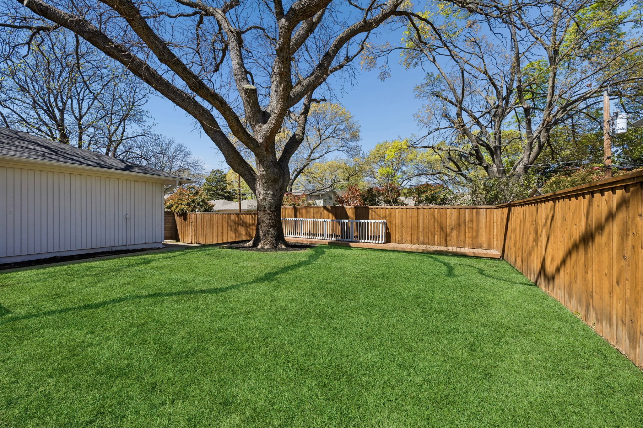 9955 Edgecliff Drive