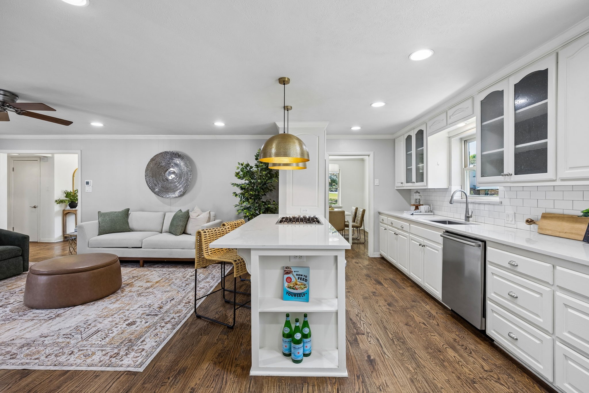 9955 Edgecliff Drive